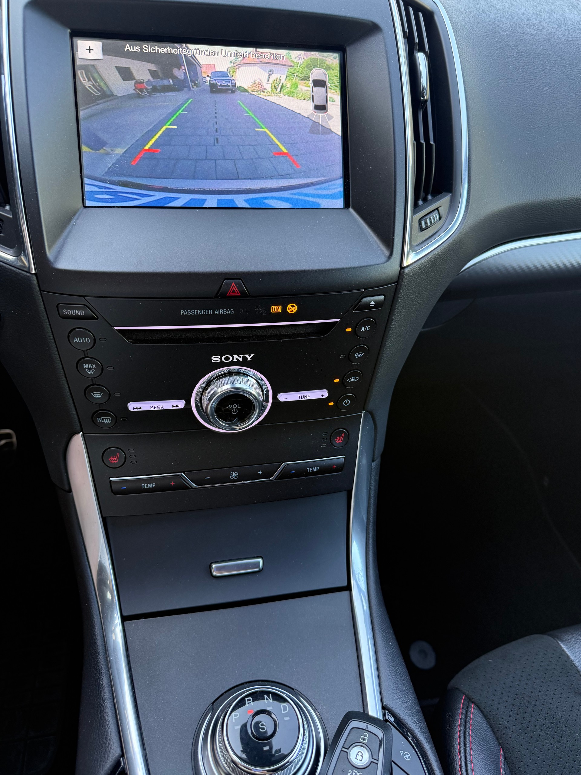 FORD S-Max 2.0 TDCi ST-Line AWD Automatic-image-9