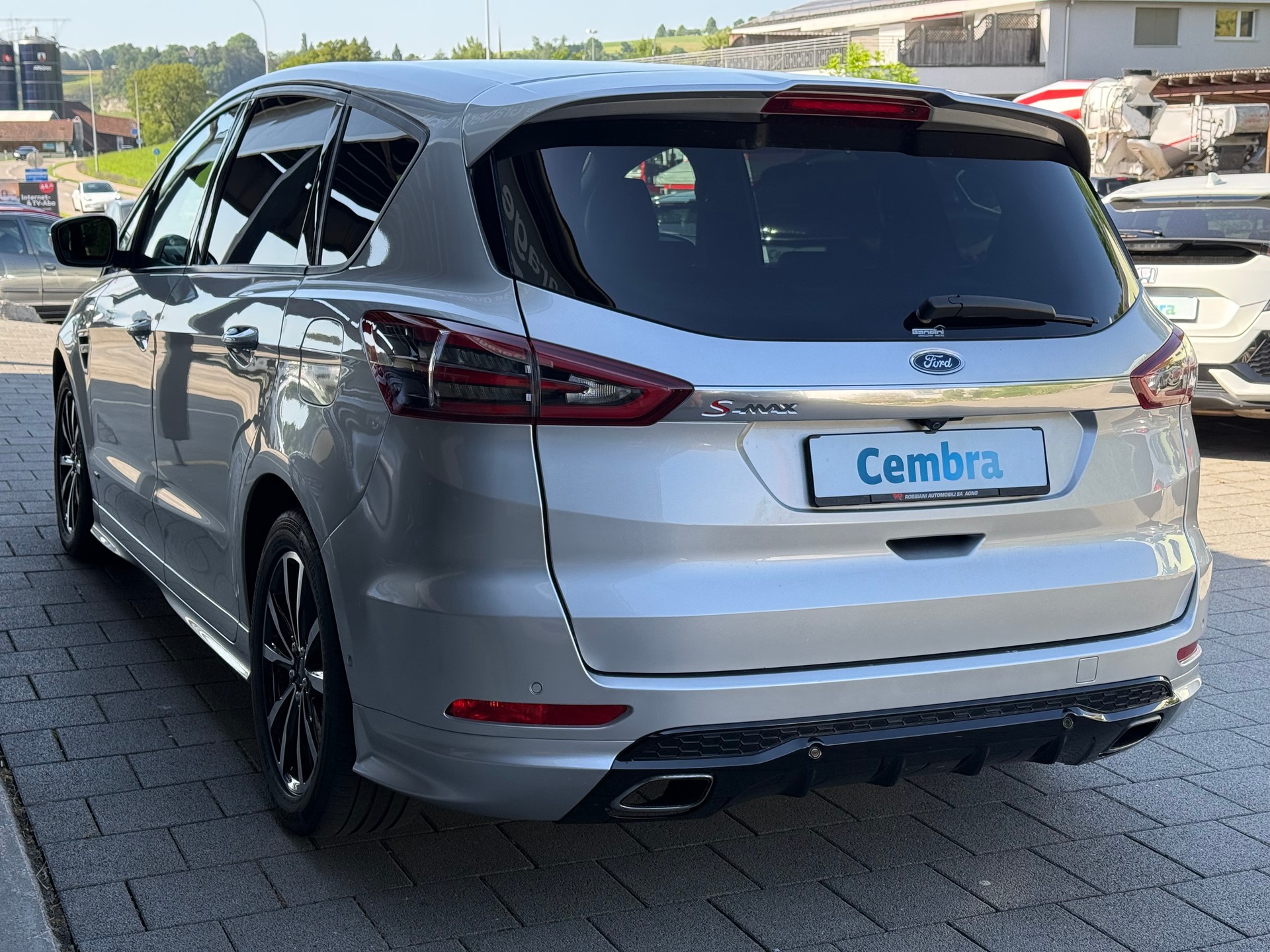 FORD S-Max 2.0 TDCi ST-Line AWD Automatic-image-2