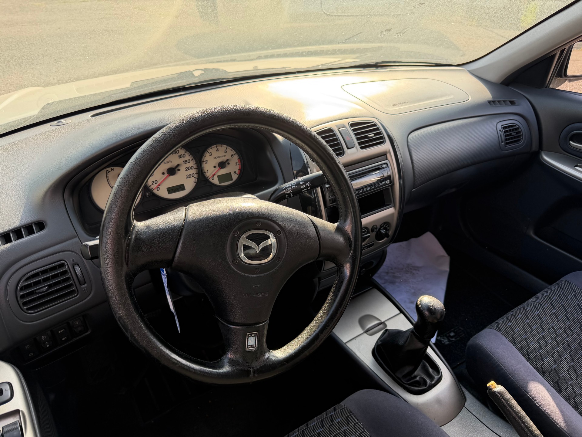 MAZDA 323 F 2.0i-16V GT-image-1