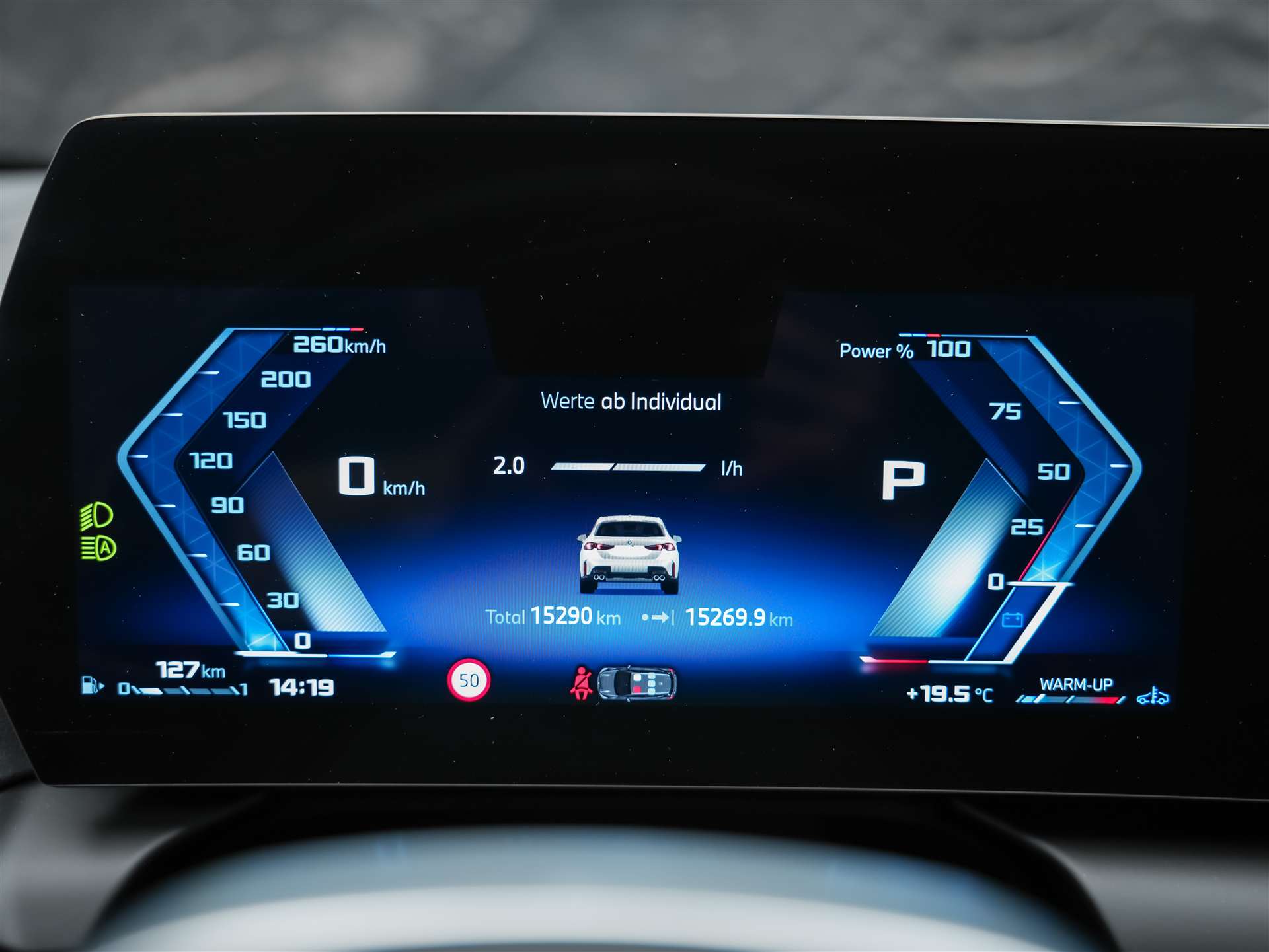 BMW M135 xDrive *Harman/Kardon*Sportsitze*Sitzheizung*Keyless Go*-image-25
