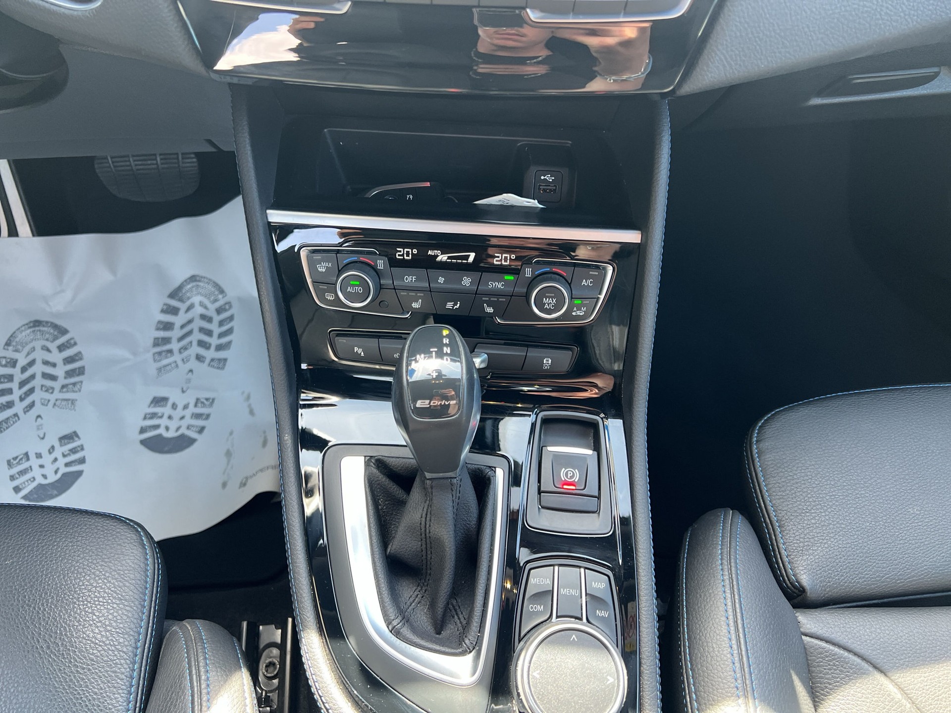 BMW 225xe iPerformance Active Tourer Steptronic M Sport-image-12