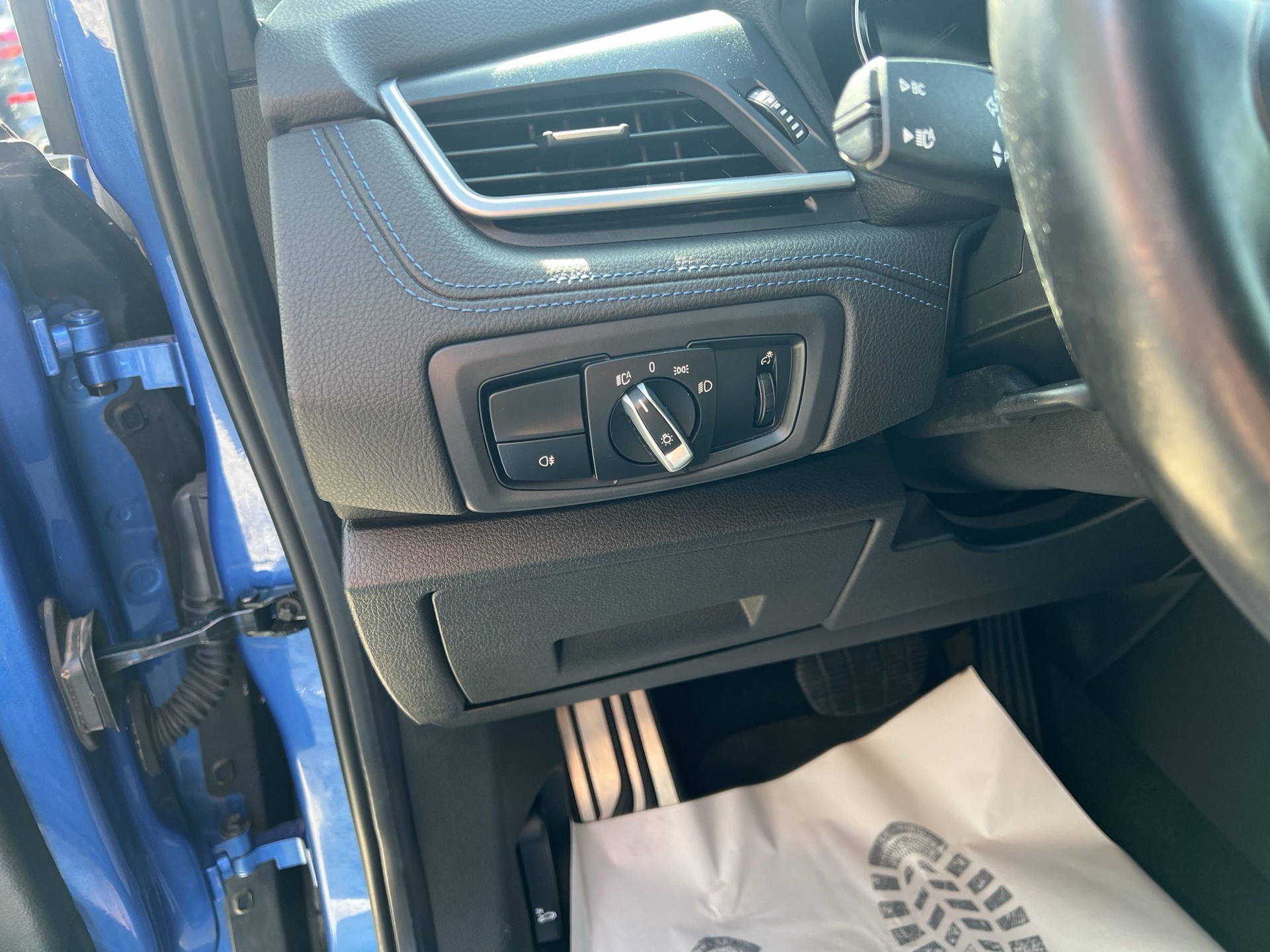 BMW 225xe iPerformance Active Tourer Steptronic M Sport-image-19