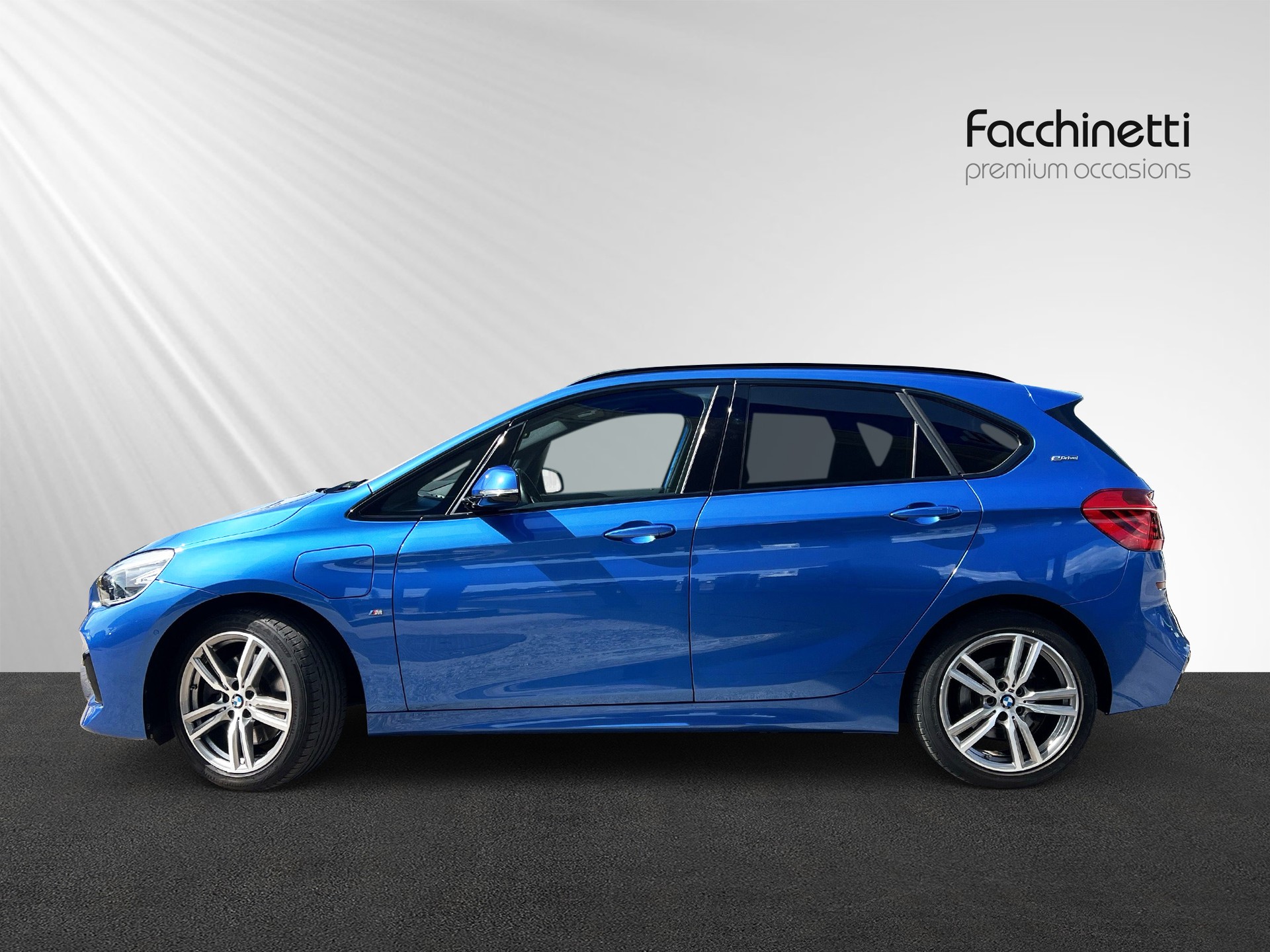 BMW 225xe iPerformance Active Tourer Steptronic M Sport-showroom-element-1