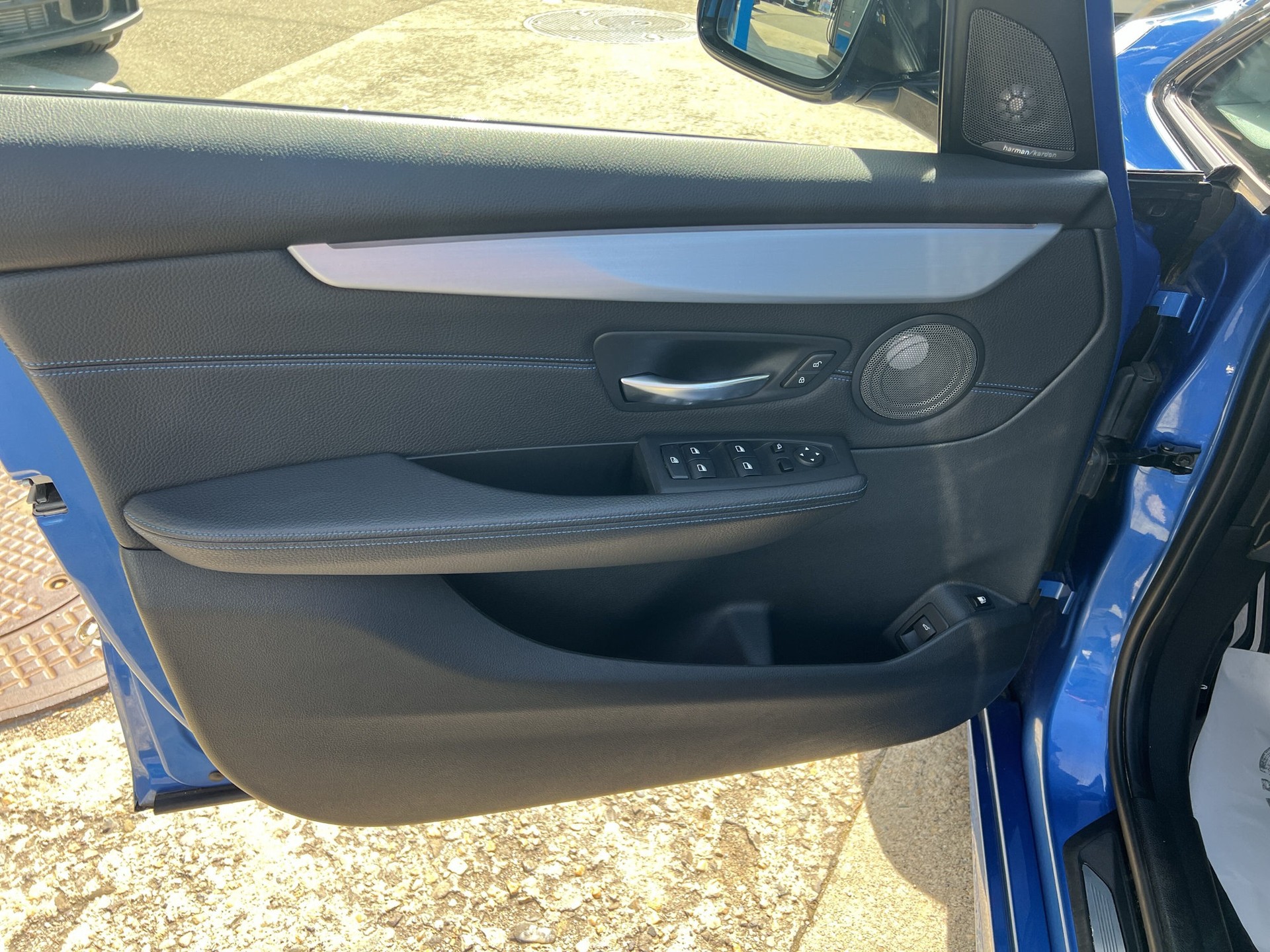 BMW 225xe iPerformance Active Tourer Steptronic M Sport-image-16