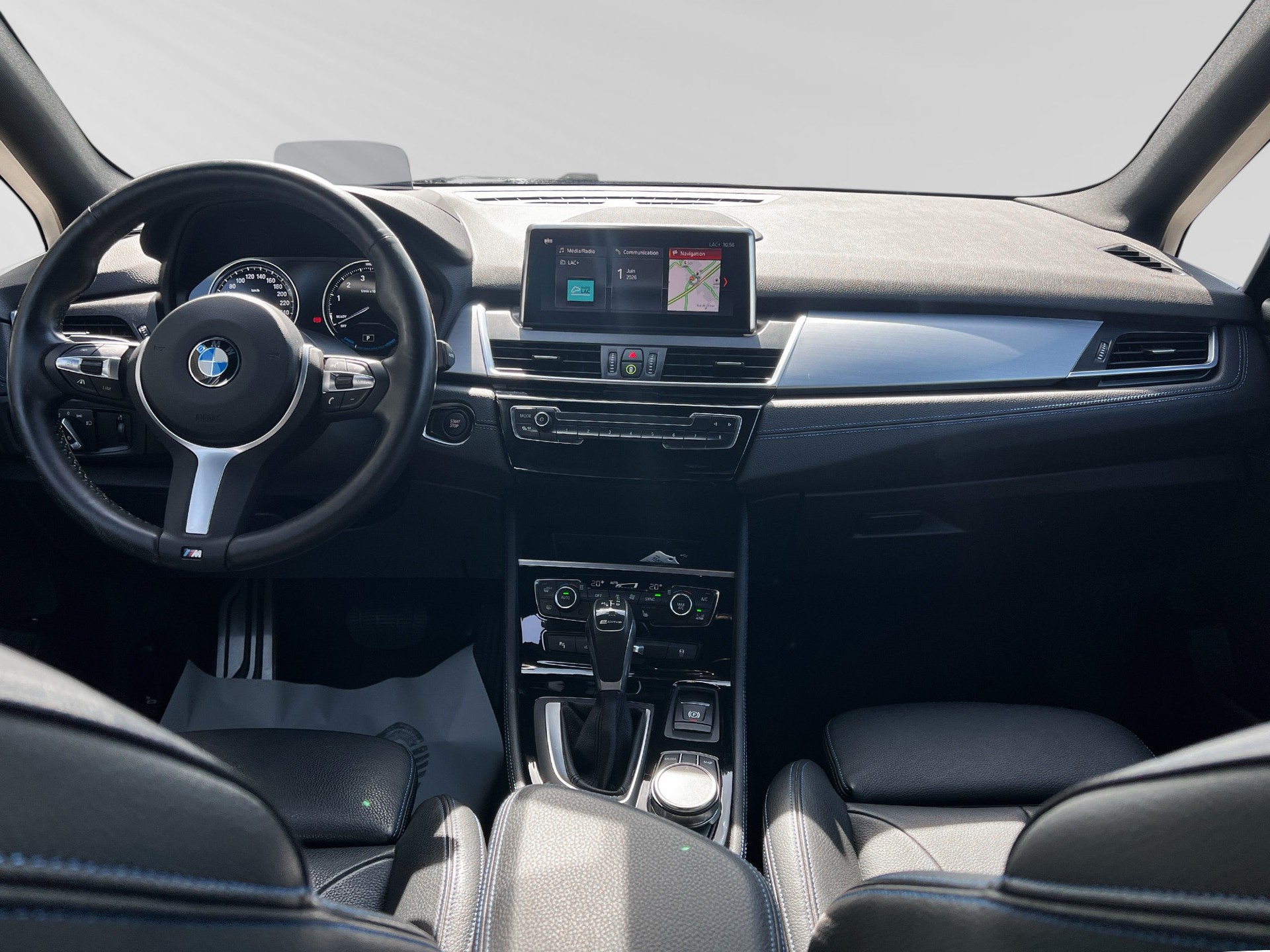 BMW 225xe iPerformance Active Tourer Steptronic M Sport-image-5