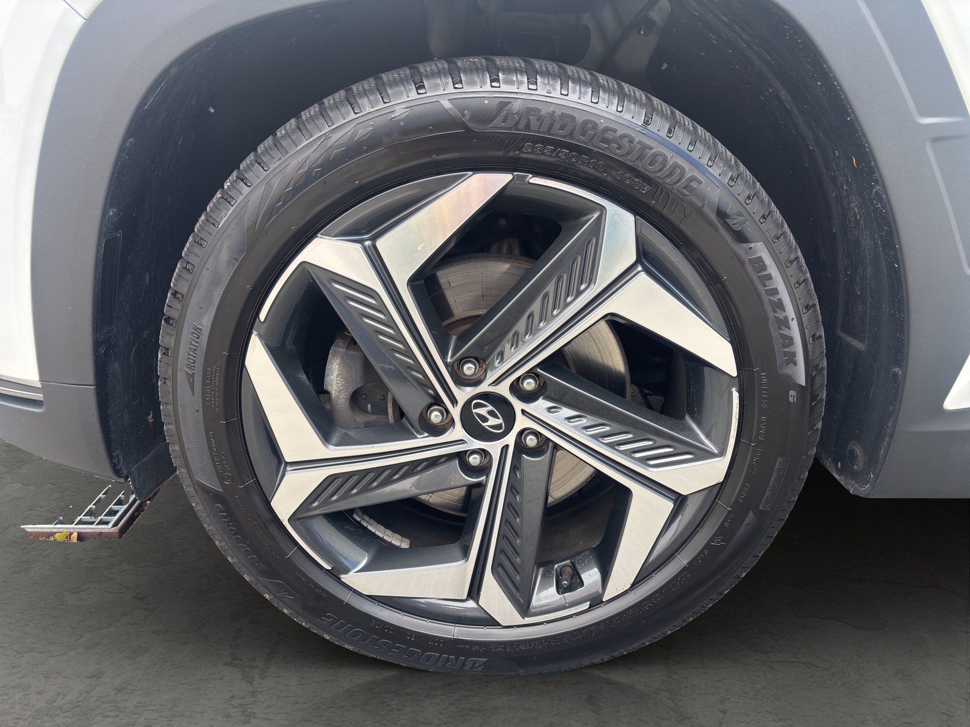 HYUNDAI Tucson 1.6 TGDI 48V Vertex DCT 4WD-image-23