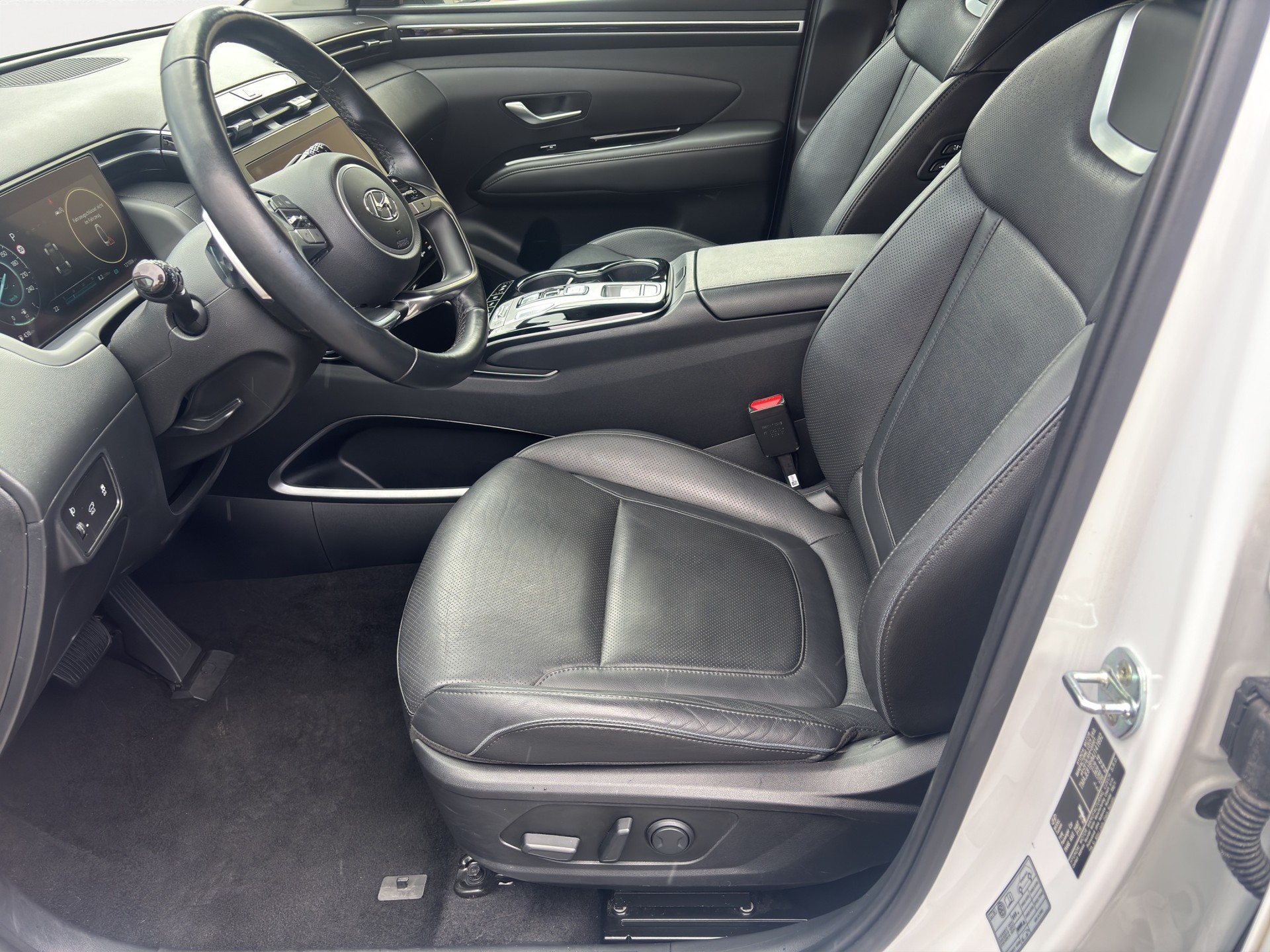 HYUNDAI Tucson 1.6 TGDI 48V Vertex DCT 4WD-image-8