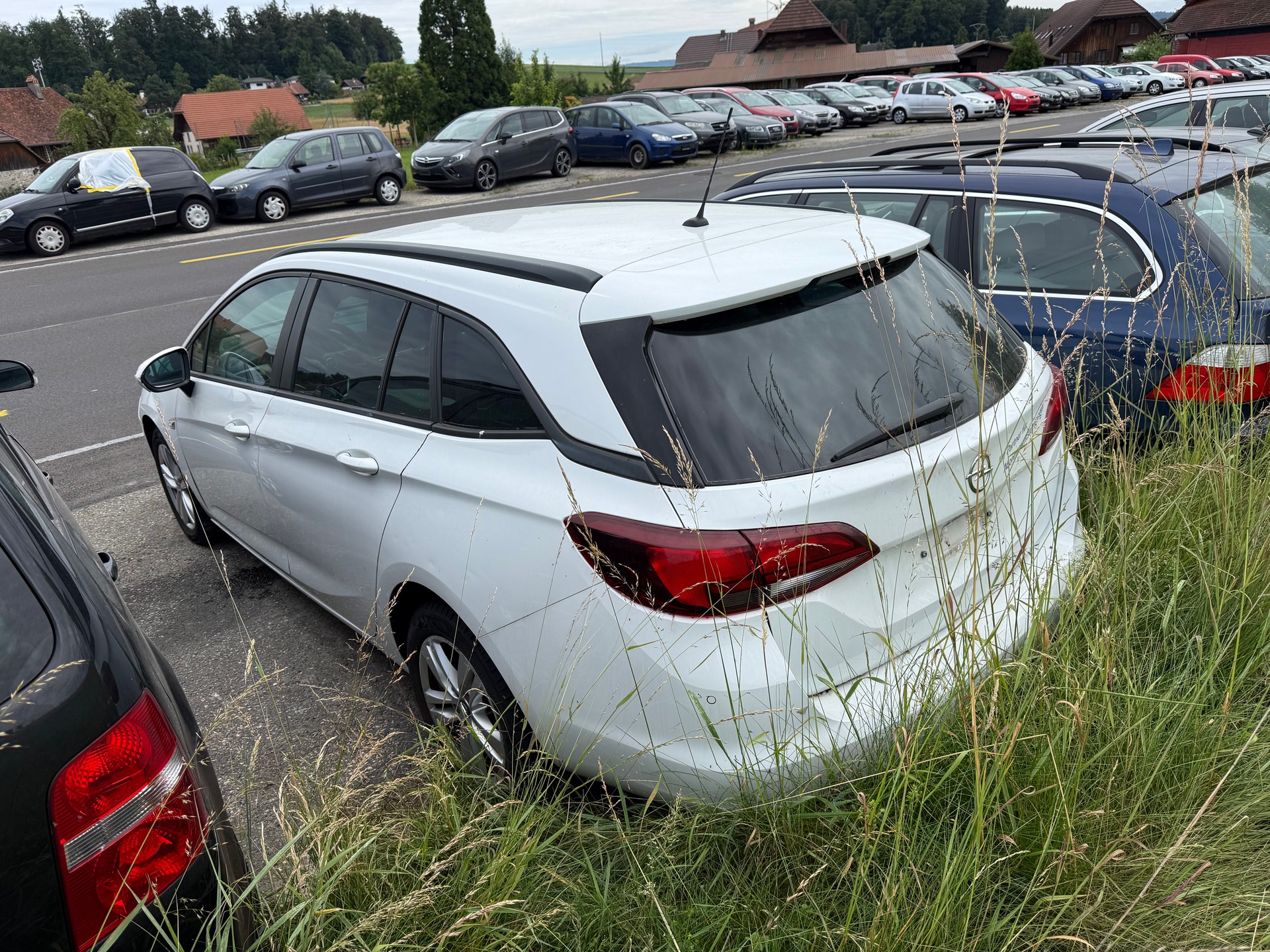 OPEL Astra Sports Tourer 1.6 CDTiecoF 120 Years Edition-image-3
