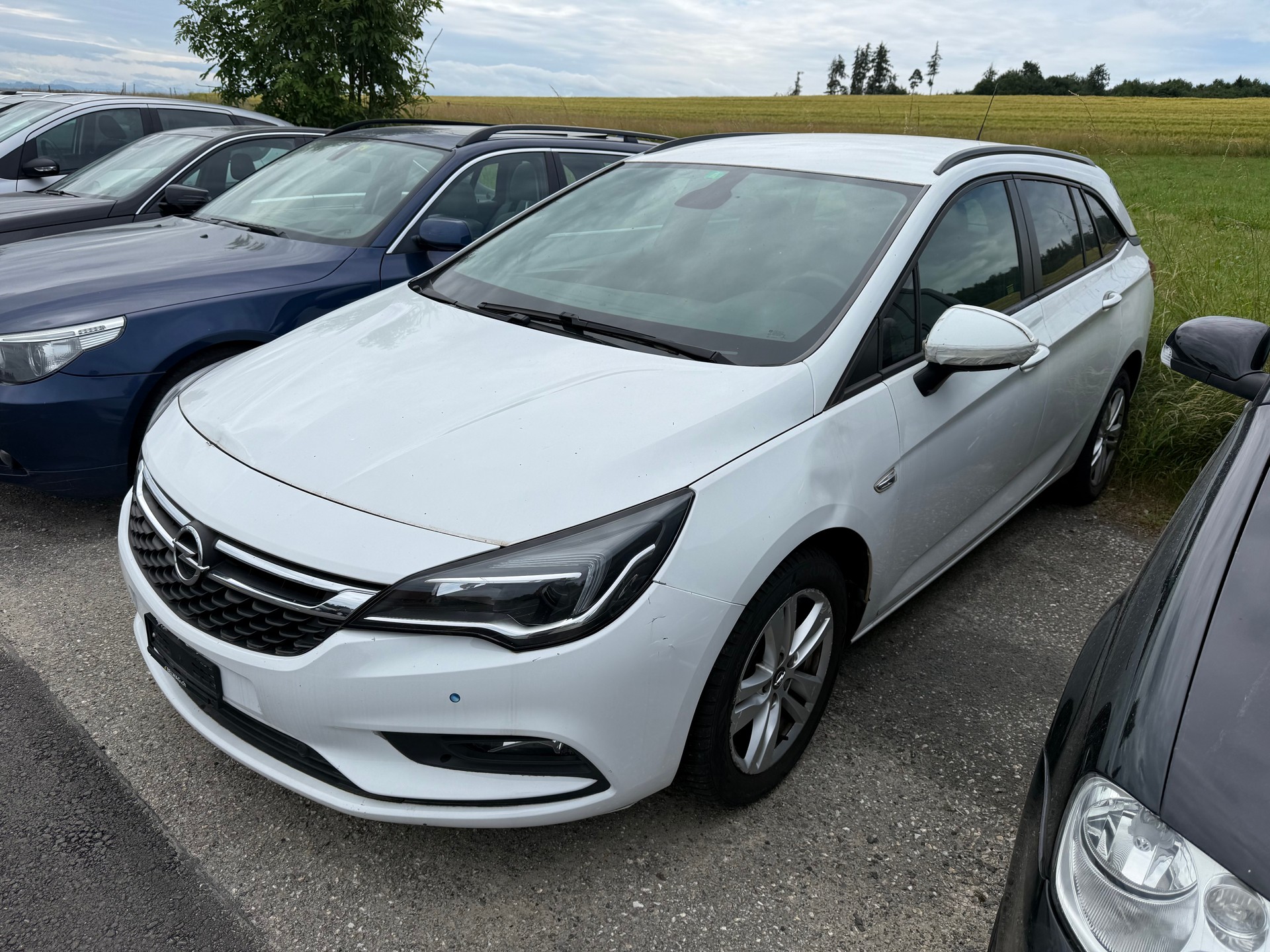 OPEL Astra Sports Tourer 1.6 CDTiecoF 120 Years Edition-image-2
