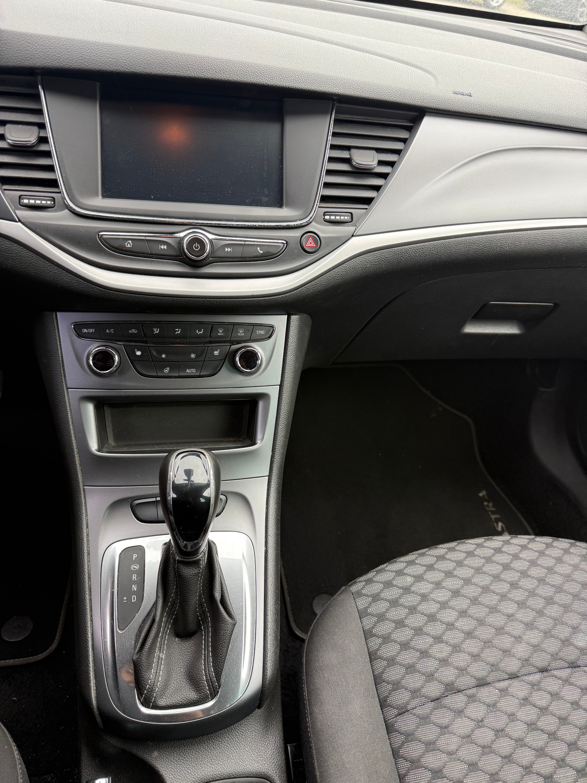 OPEL Astra Sports Tourer 1.6 CDTiecoF 120 Years Edition-image-6
