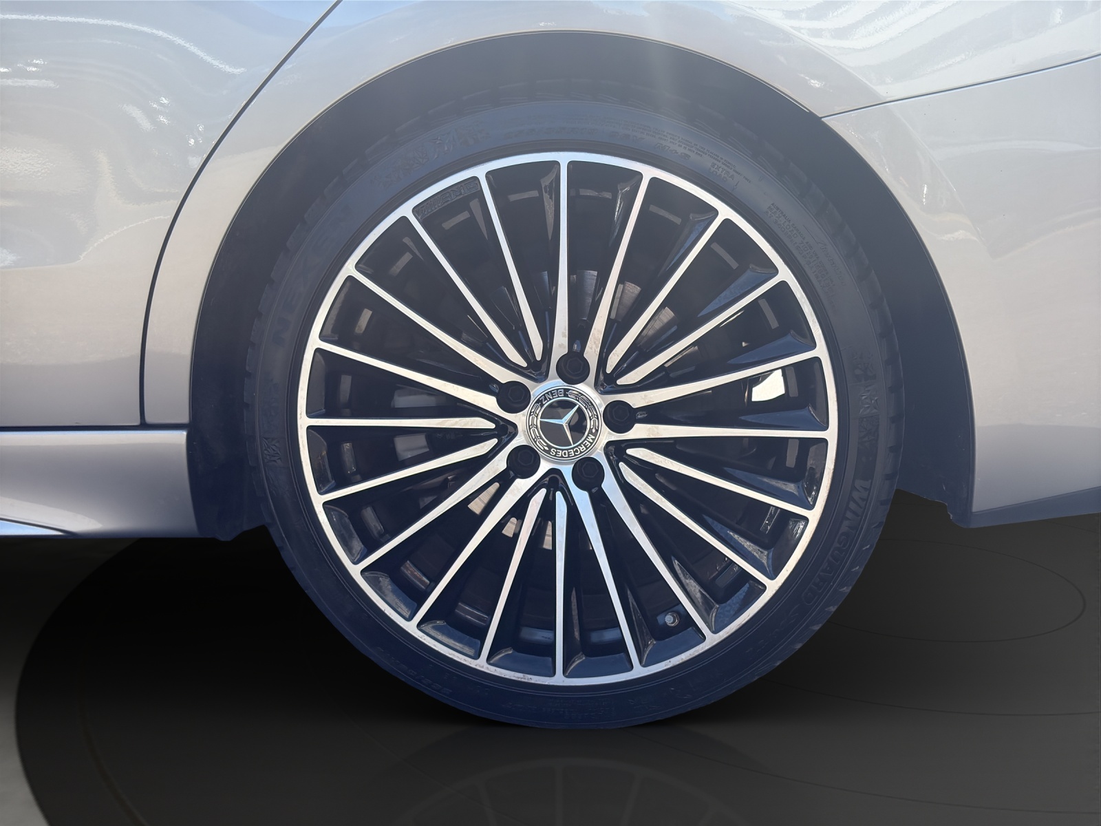 MERCEDES-BENZ C 300 4M AMG Line-image-5
