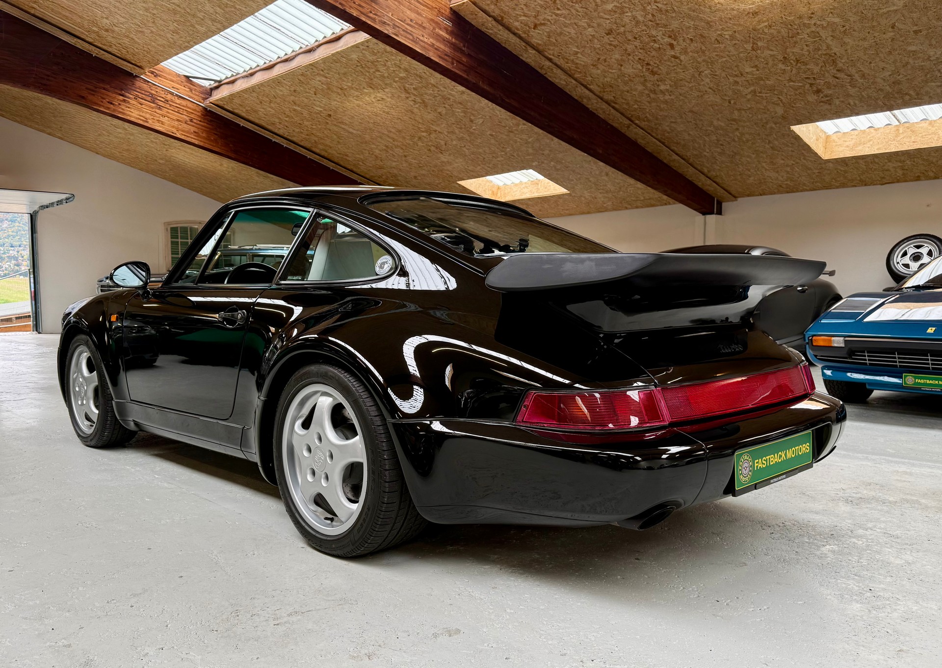 PORSCHE 964 Turbo II 3.3-image-2