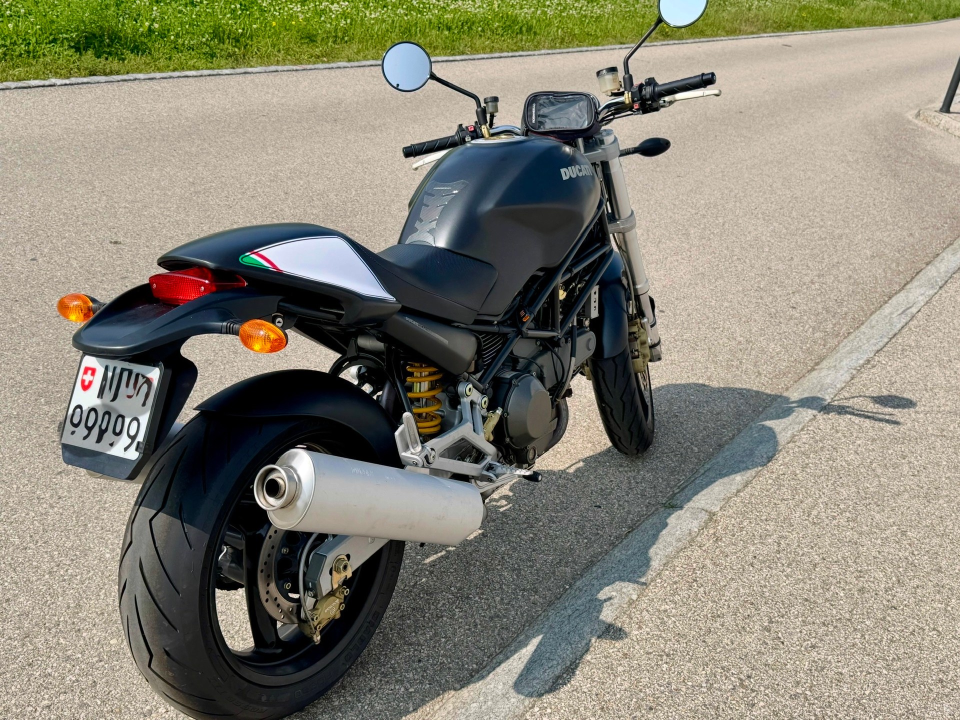DUCATI Monster 900 i.e. Dark-image-5