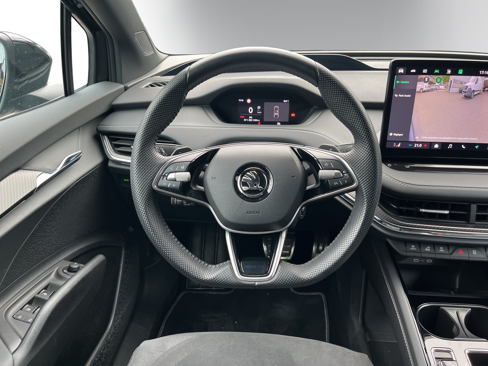 SKODA Enyaq 85x Sportline 4x4-image-13