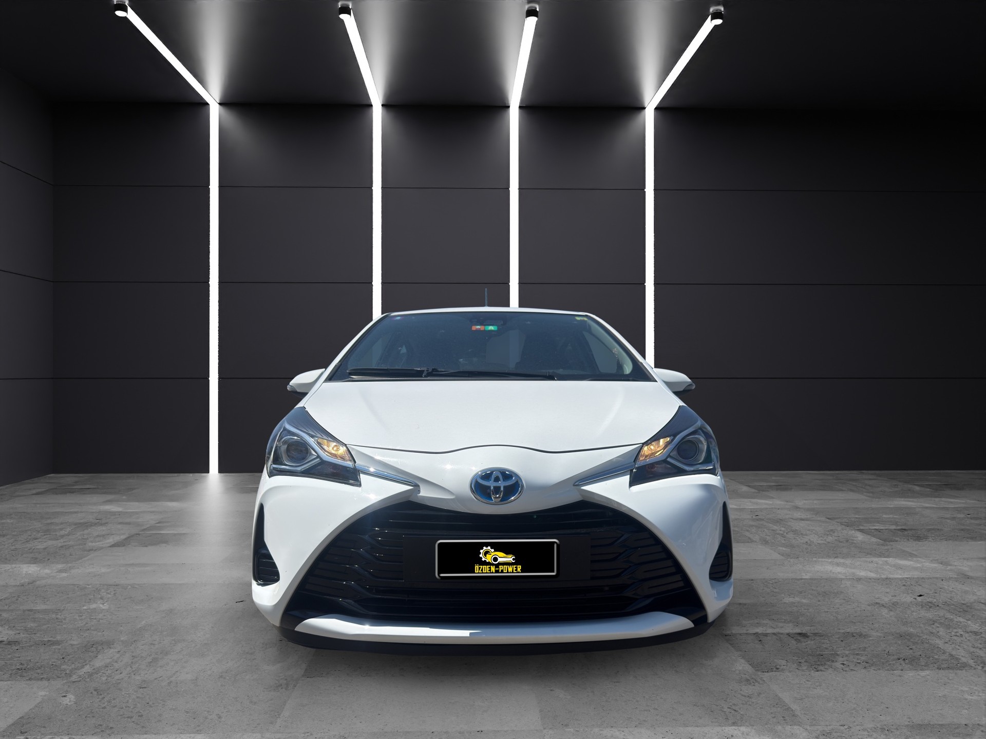 TOYOTA Yaris 1.5 VVT-i Hybrid Trend e-CVT-showroom-element-1