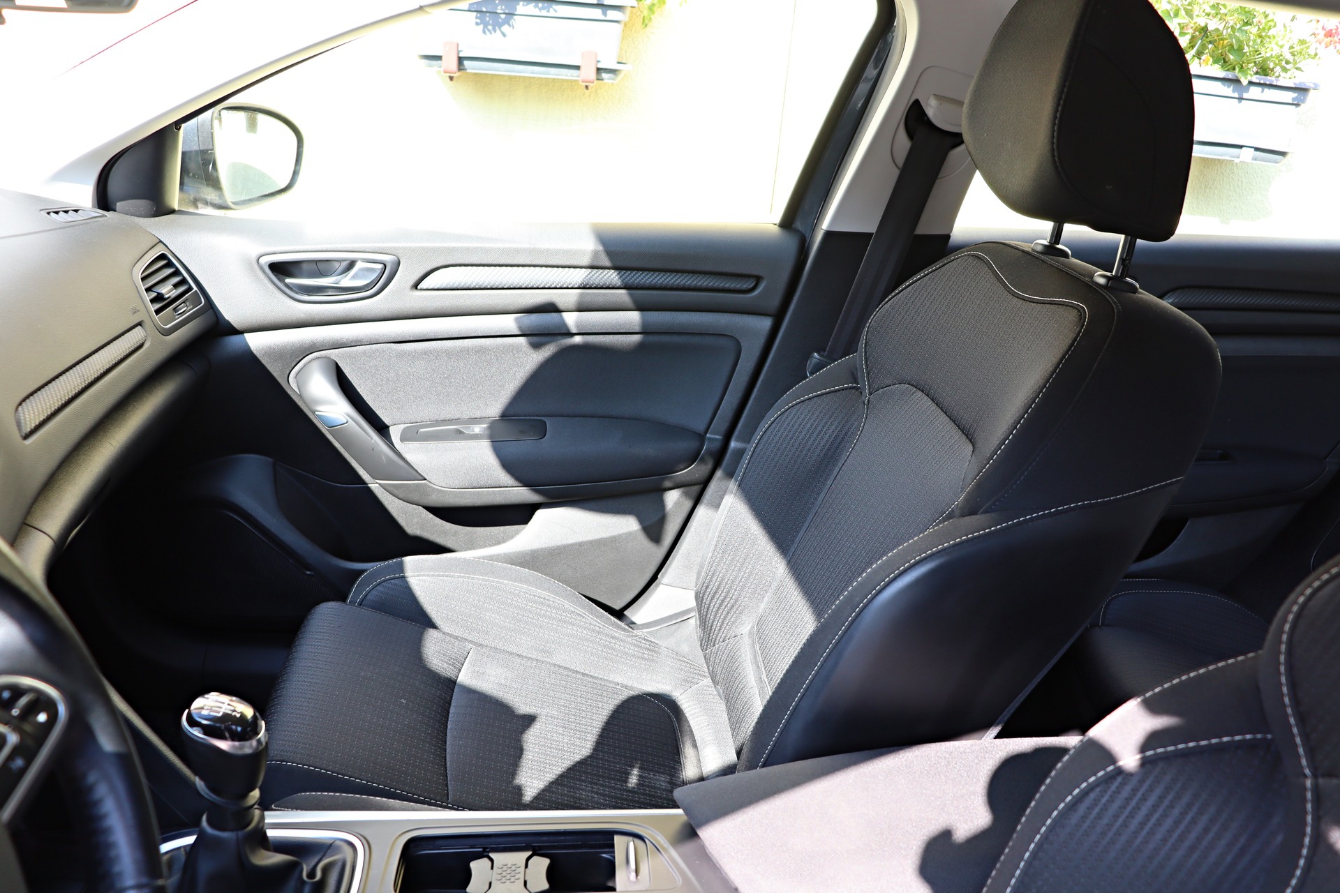 RENAULT Mégane Grandtour 1.2 16V Turbo GT Line-image-11