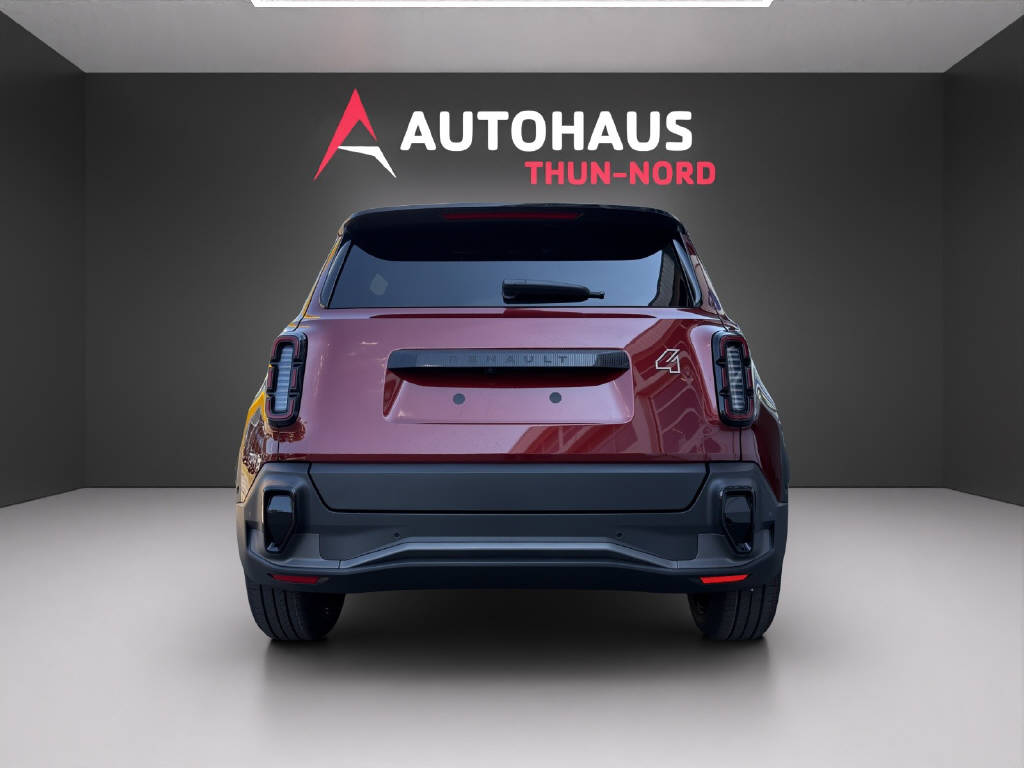 RENAULT R4 E-Tech Comfort Range plein sud iconic-showroom-element-3