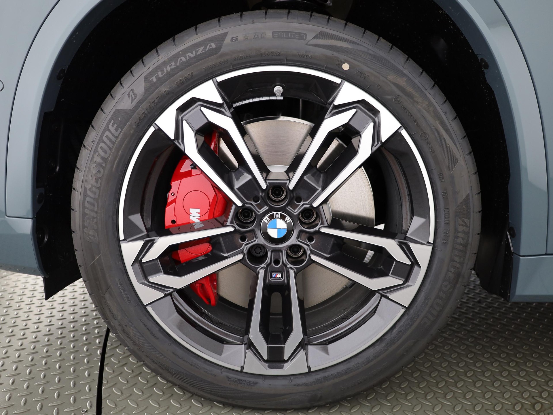 BMW X1 23i xDrive paddles-showroom-element-3