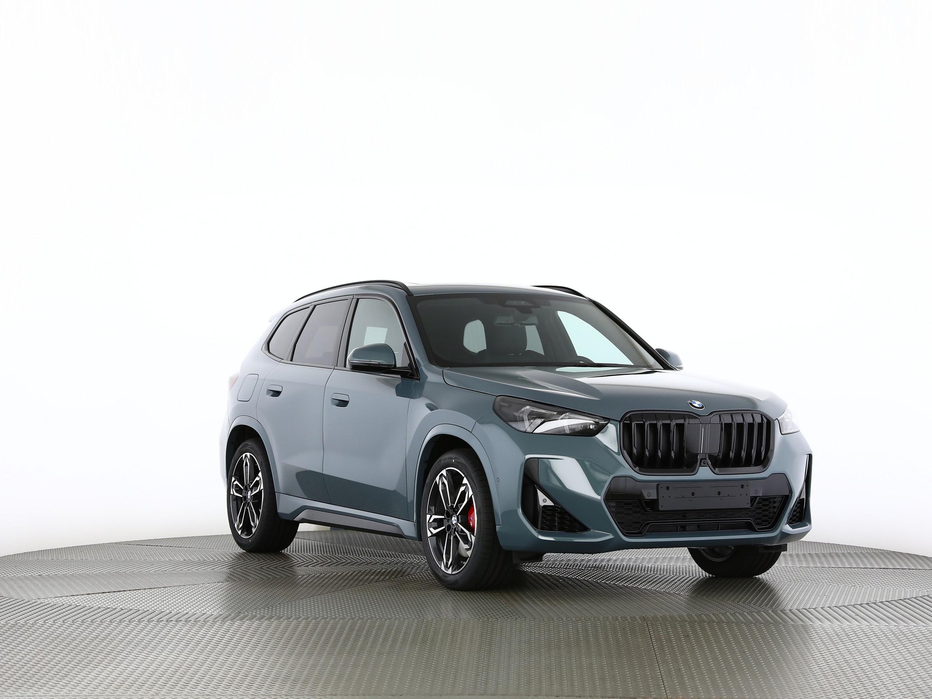 BMW X1 23i xDrive paddles-image-27