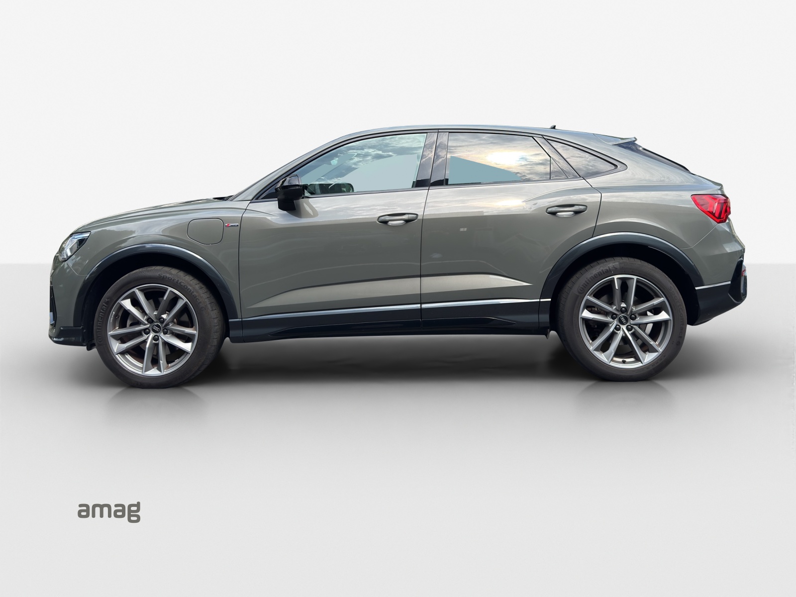 AUDI Q3 Sportback 45 TFSI e S line S-tronic-image-1
