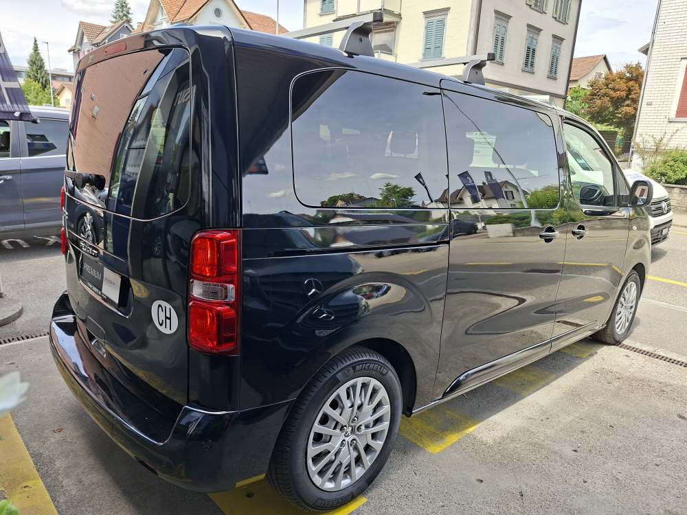 PEUGEOT Traveller Standard 2.0 BlueHDi 180 Business S/S-image-4