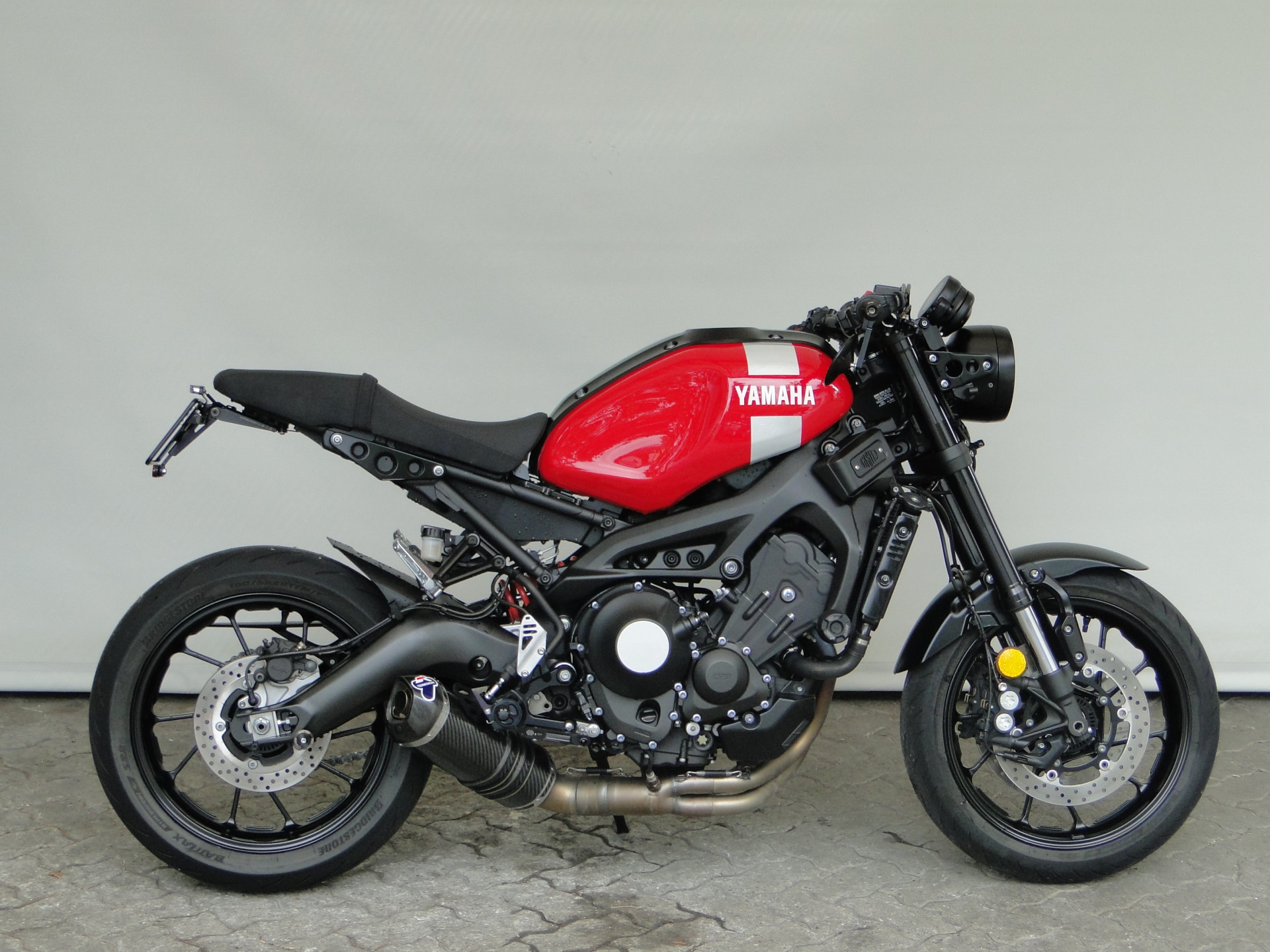 YAMAHA XSR 900 sehr viel Zubehör-image-1