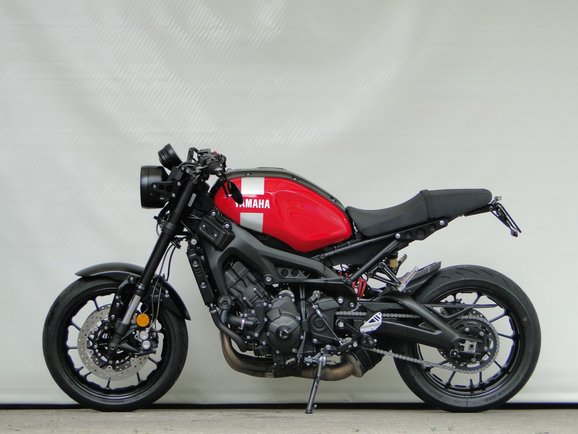 YAMAHA XSR 900 sehr viel Zubehör-image-0