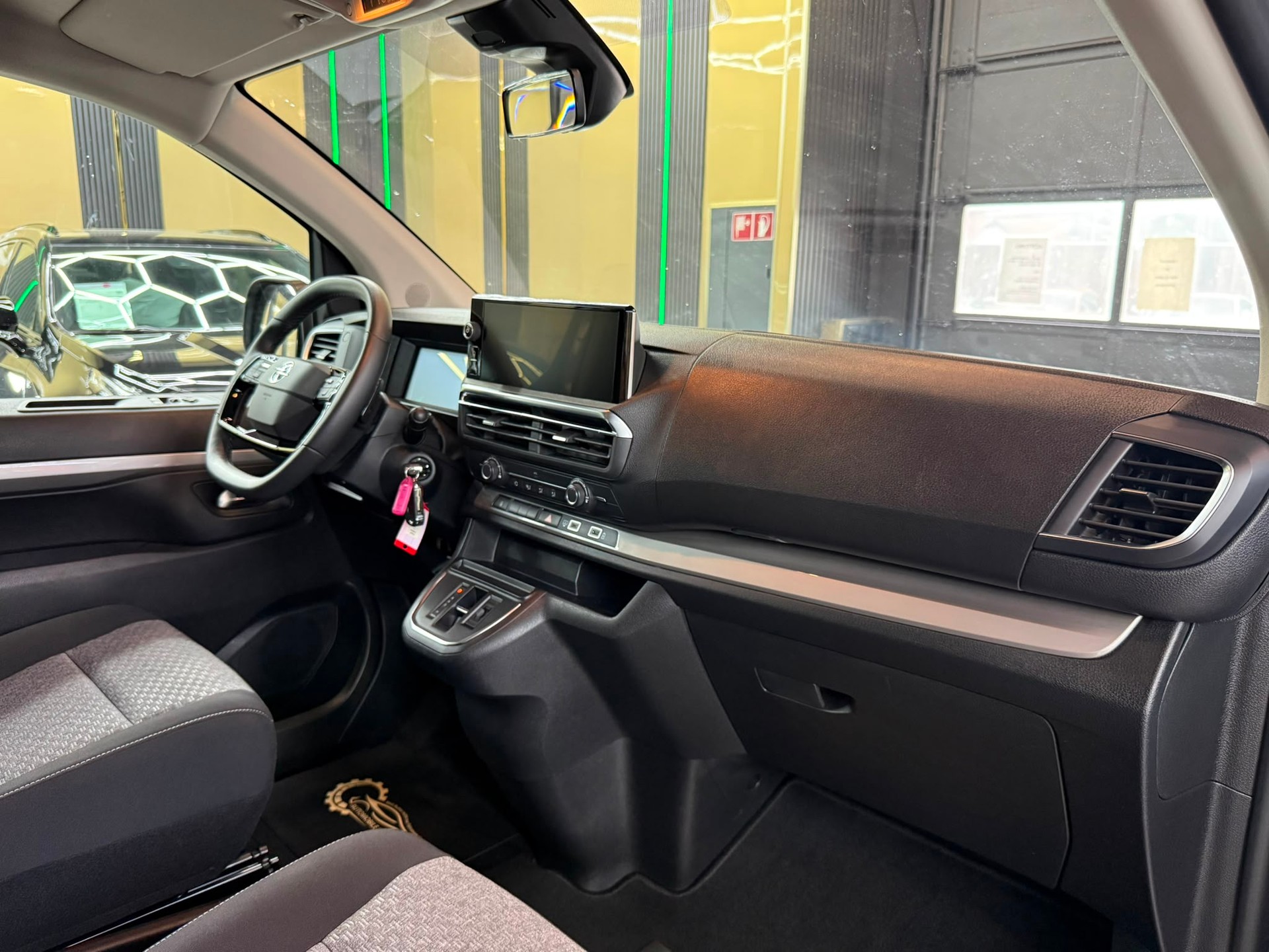 OPEL Zafira Life 2.0 CDTI Business Edition L Automatik 8 Plätzer-image-10