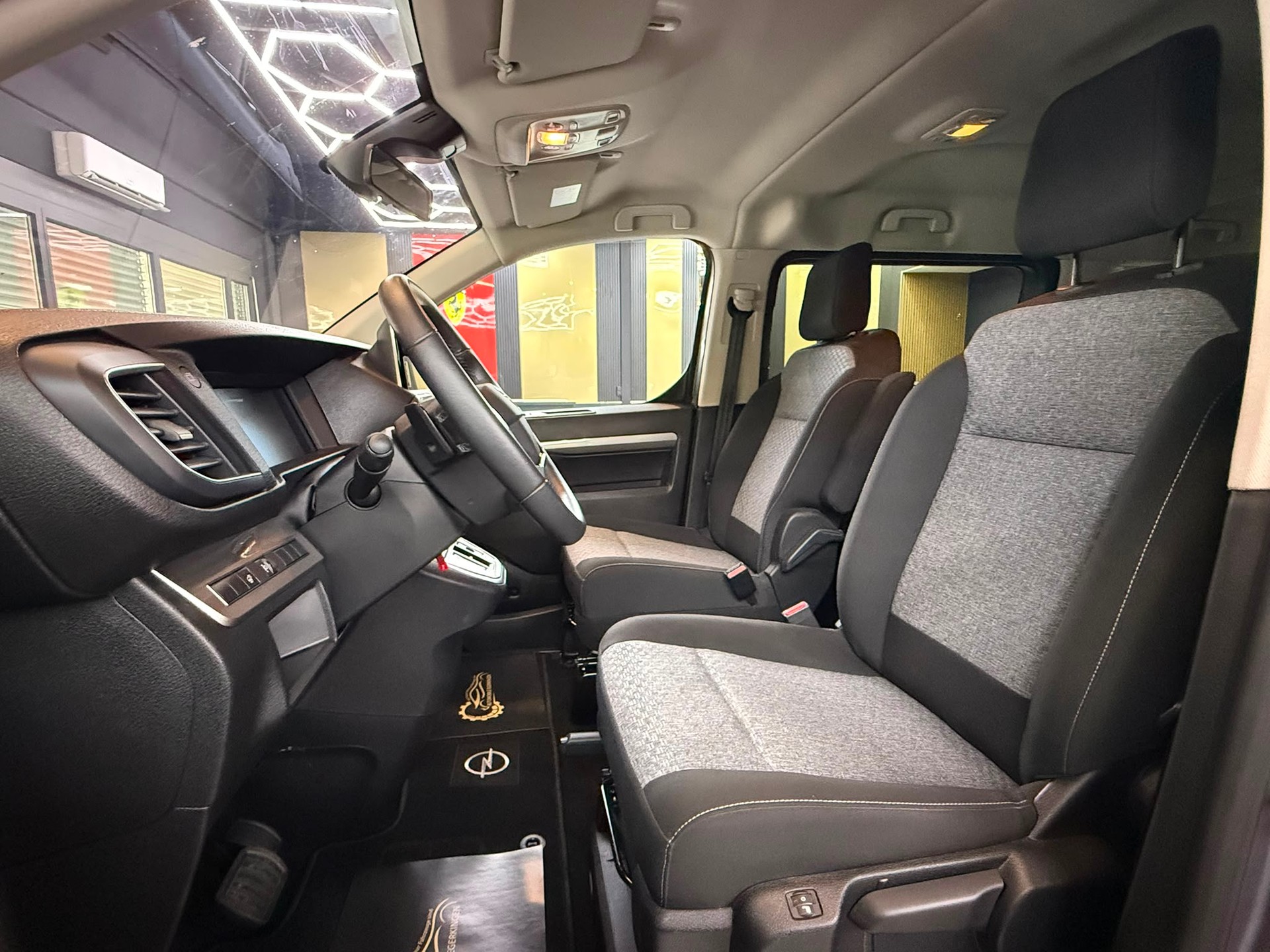 OPEL Zafira Life 2.0 CDTI Business Edition L Automatik 8 Plätzer-image-9