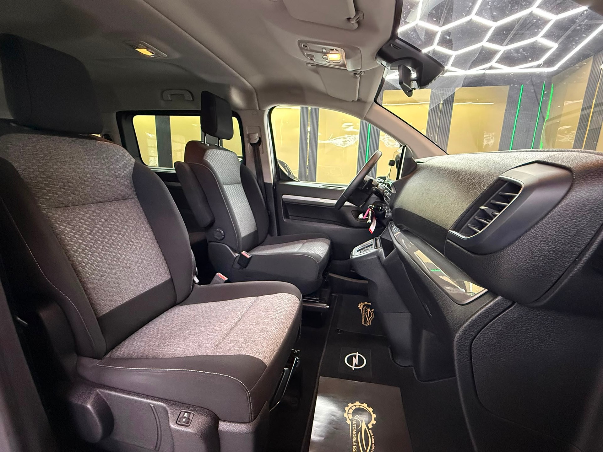 OPEL Zafira Life 2.0 CDTI Business Edition L Automatik 8 Plätzer-image-11
