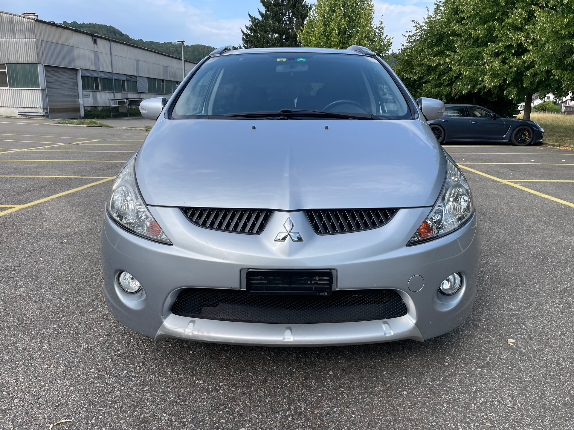 MITSUBISHI Grandis 2.4 16V Celebration 30-image-1