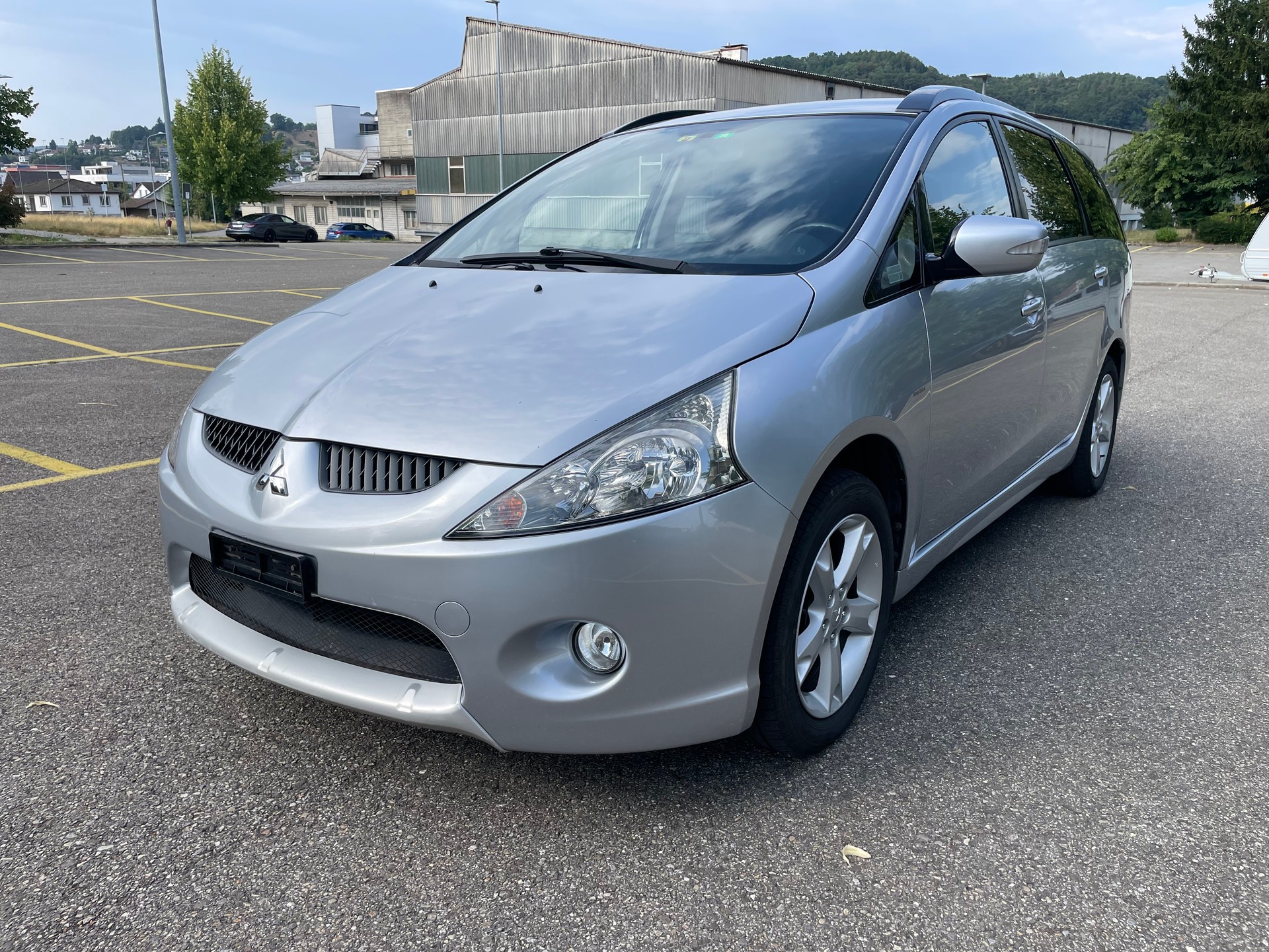 MITSUBISHI Grandis 2.4 16V Celebration 30