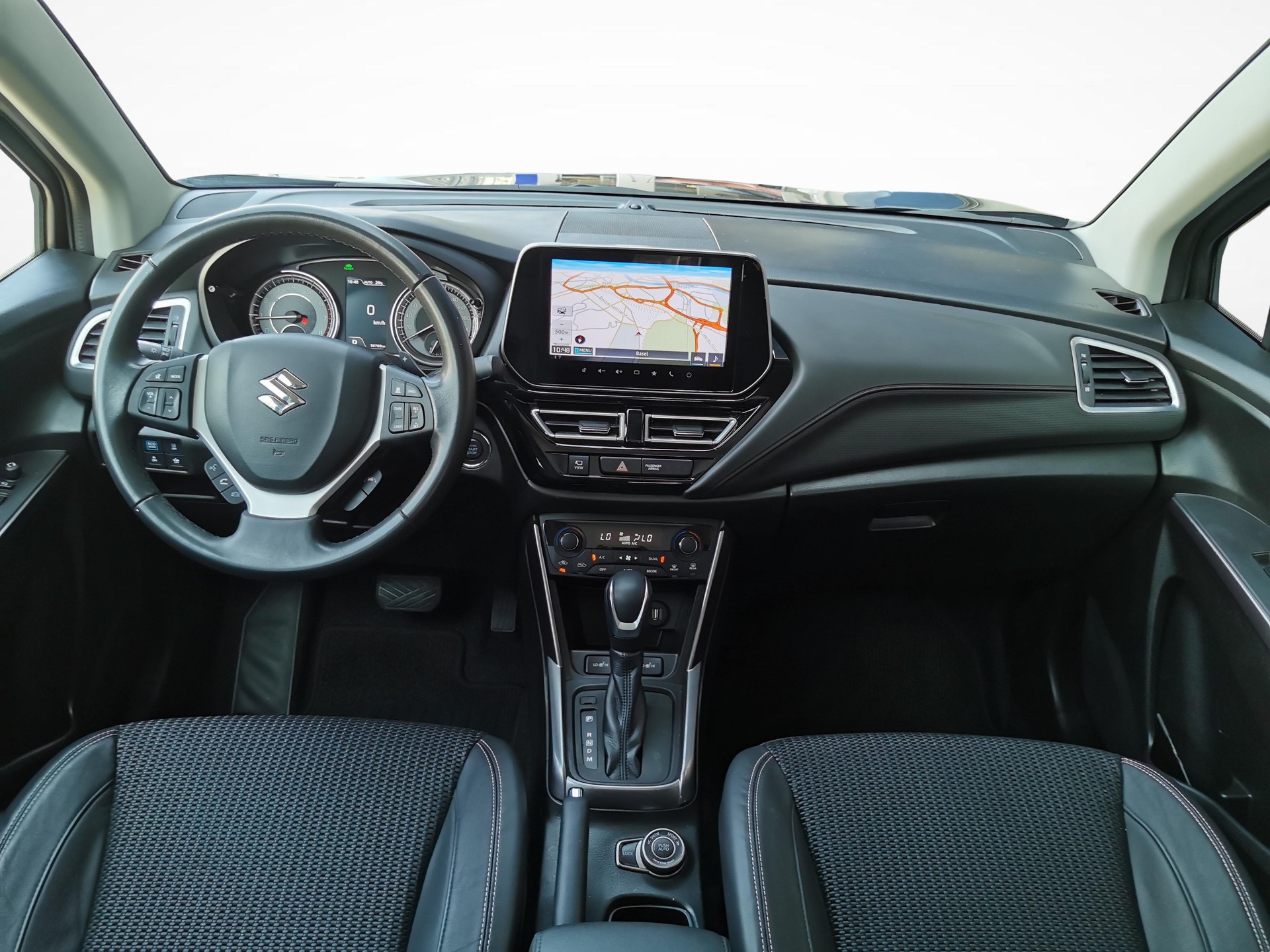 SUZUKI S-Cross 1.5 Compact Top Hybrid 4x4-showroom-element-3