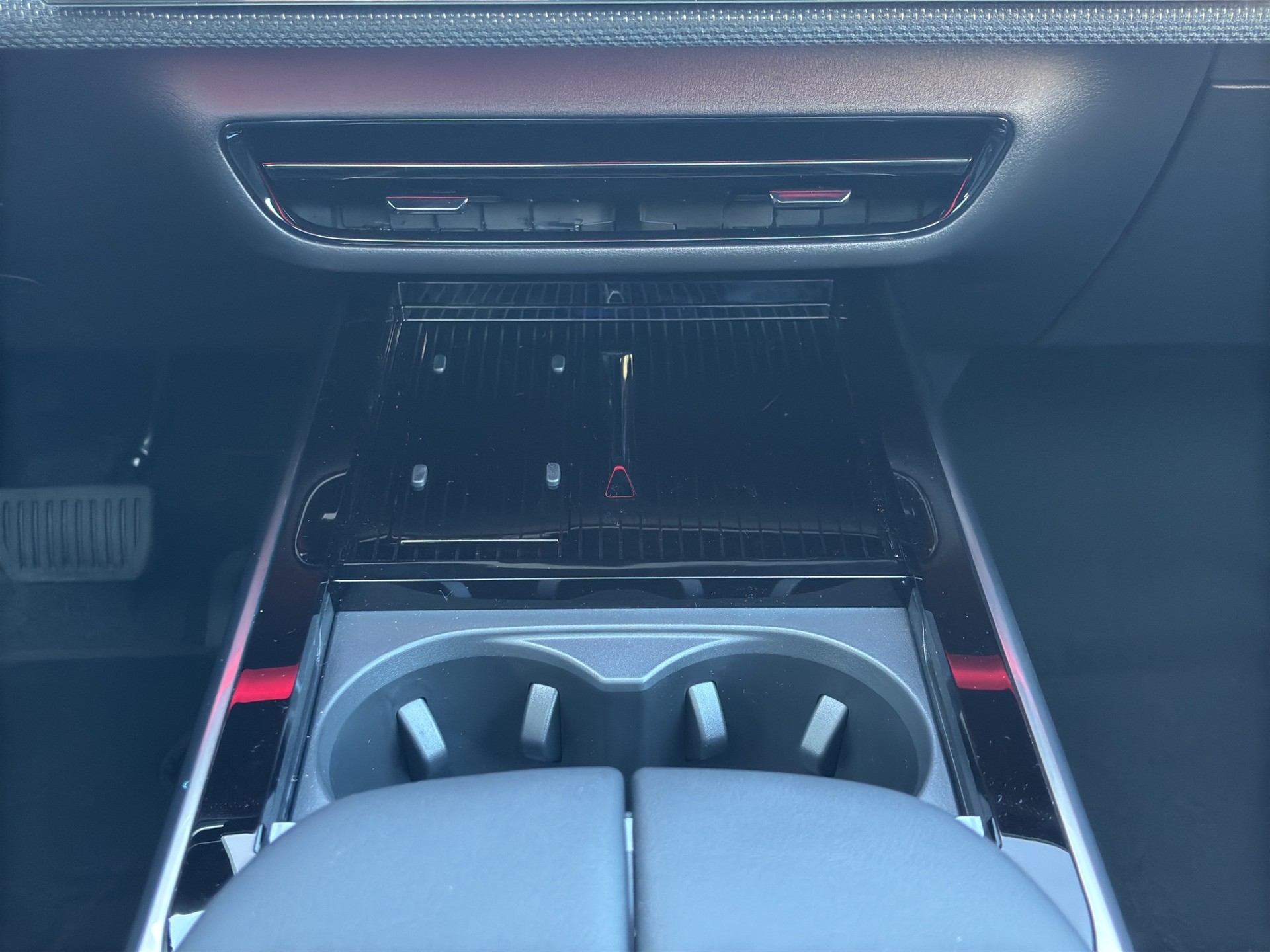 MAZDA CX-6e Takumi-image-11