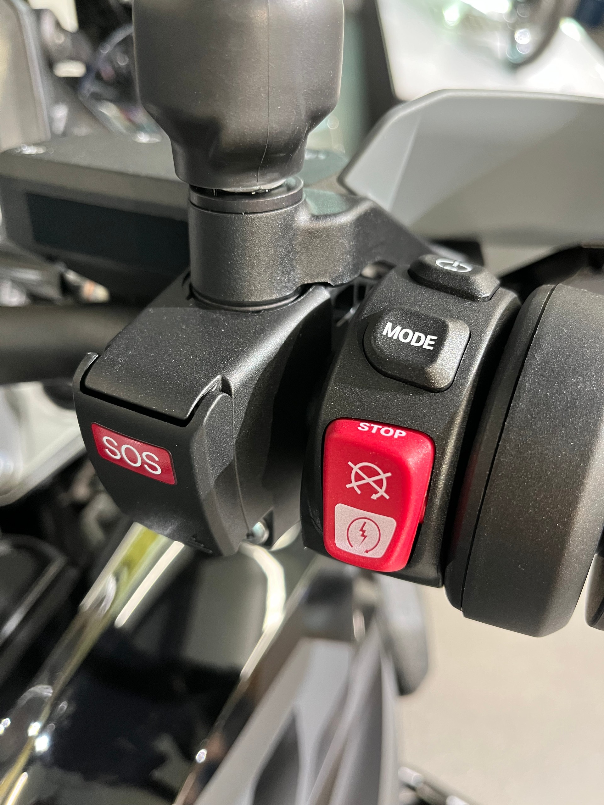 BMW R 1300 GS-image-4