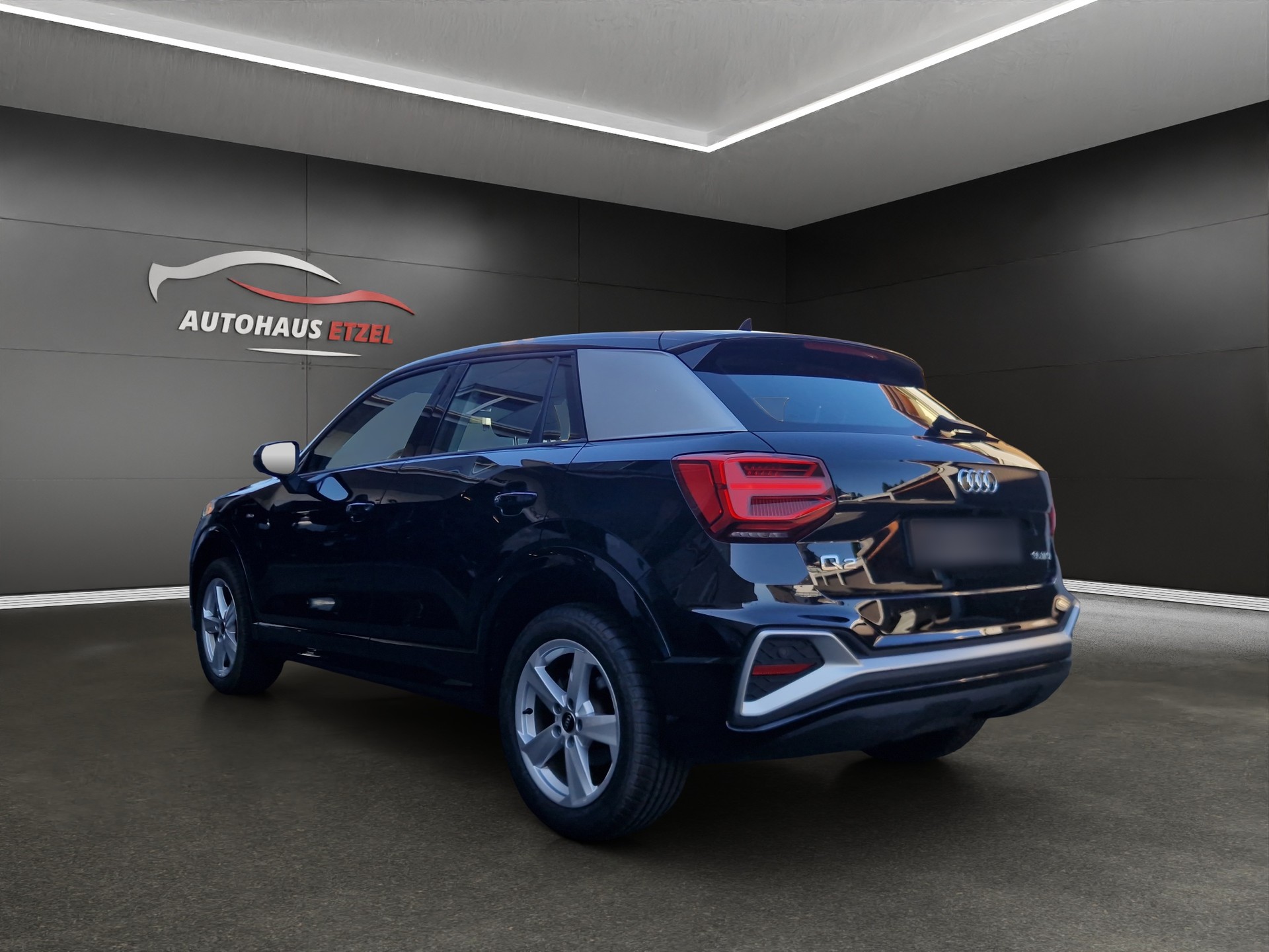 AUDI Q2 35 TFSI S line S-tronic-image-4
