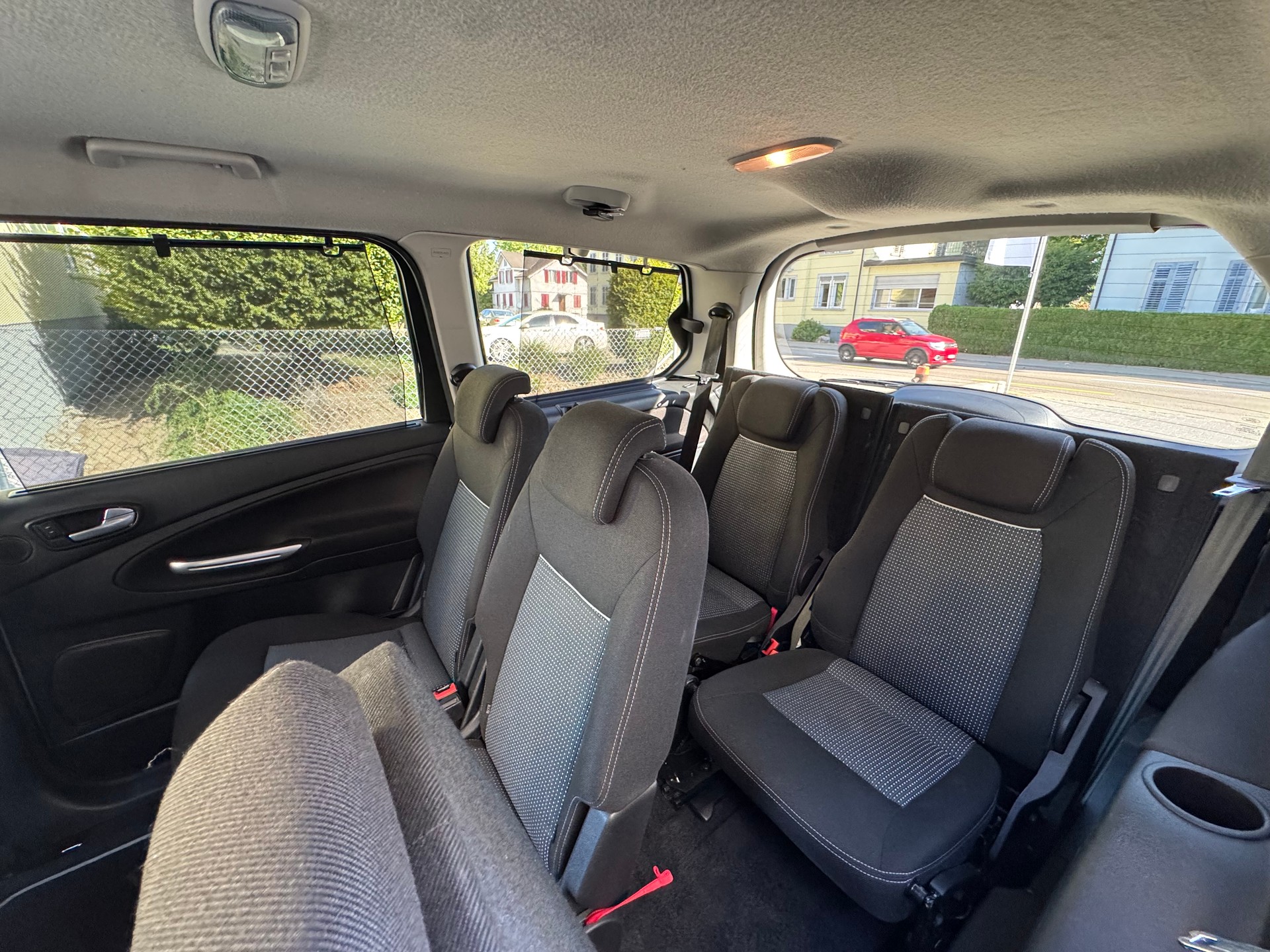 FORD Galaxy 2.0 TDCi Family-Edition PowerShift-image-15
