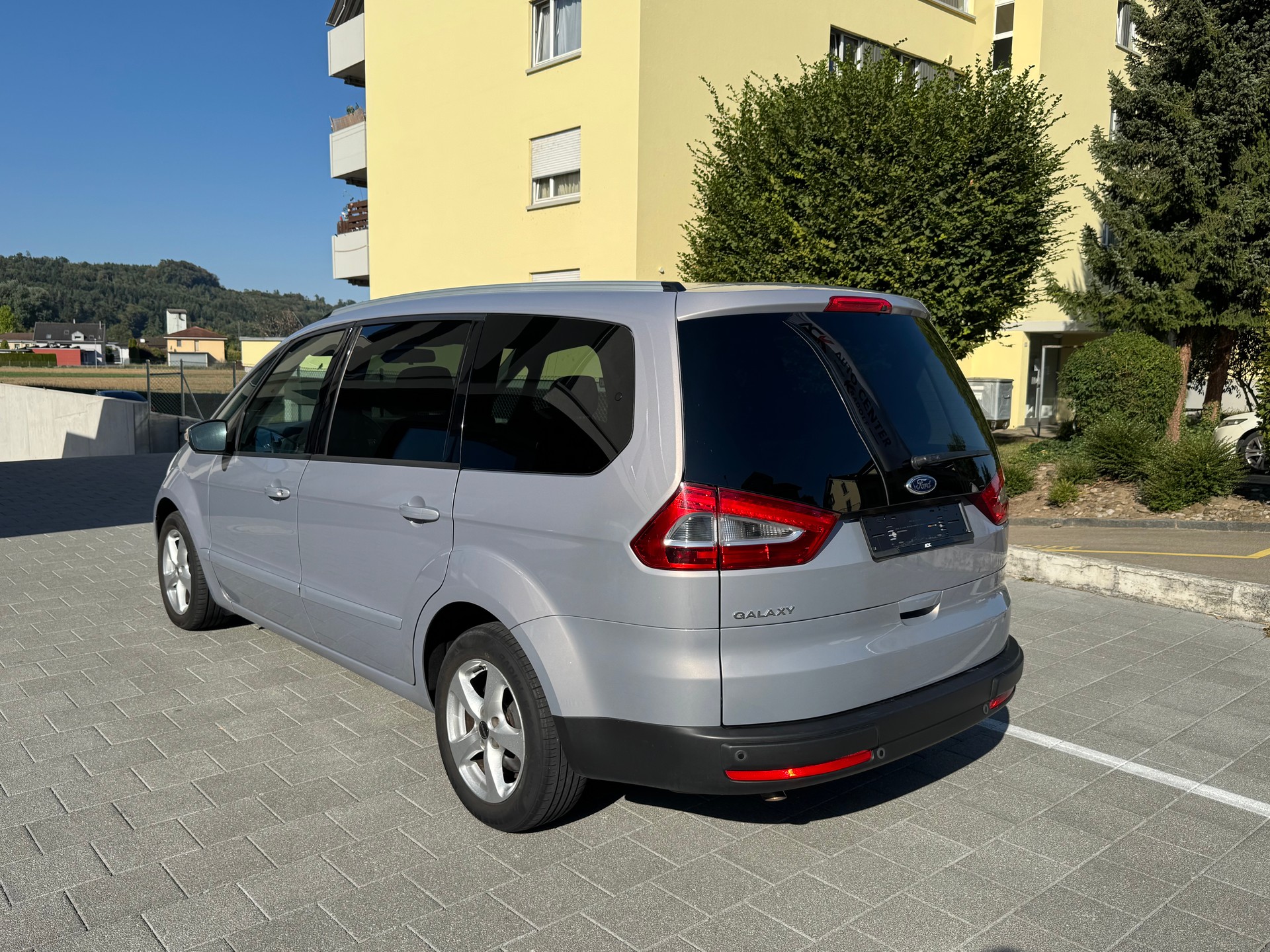FORD Galaxy 2.0 TDCi Family-Edition PowerShift-showroom-element-2