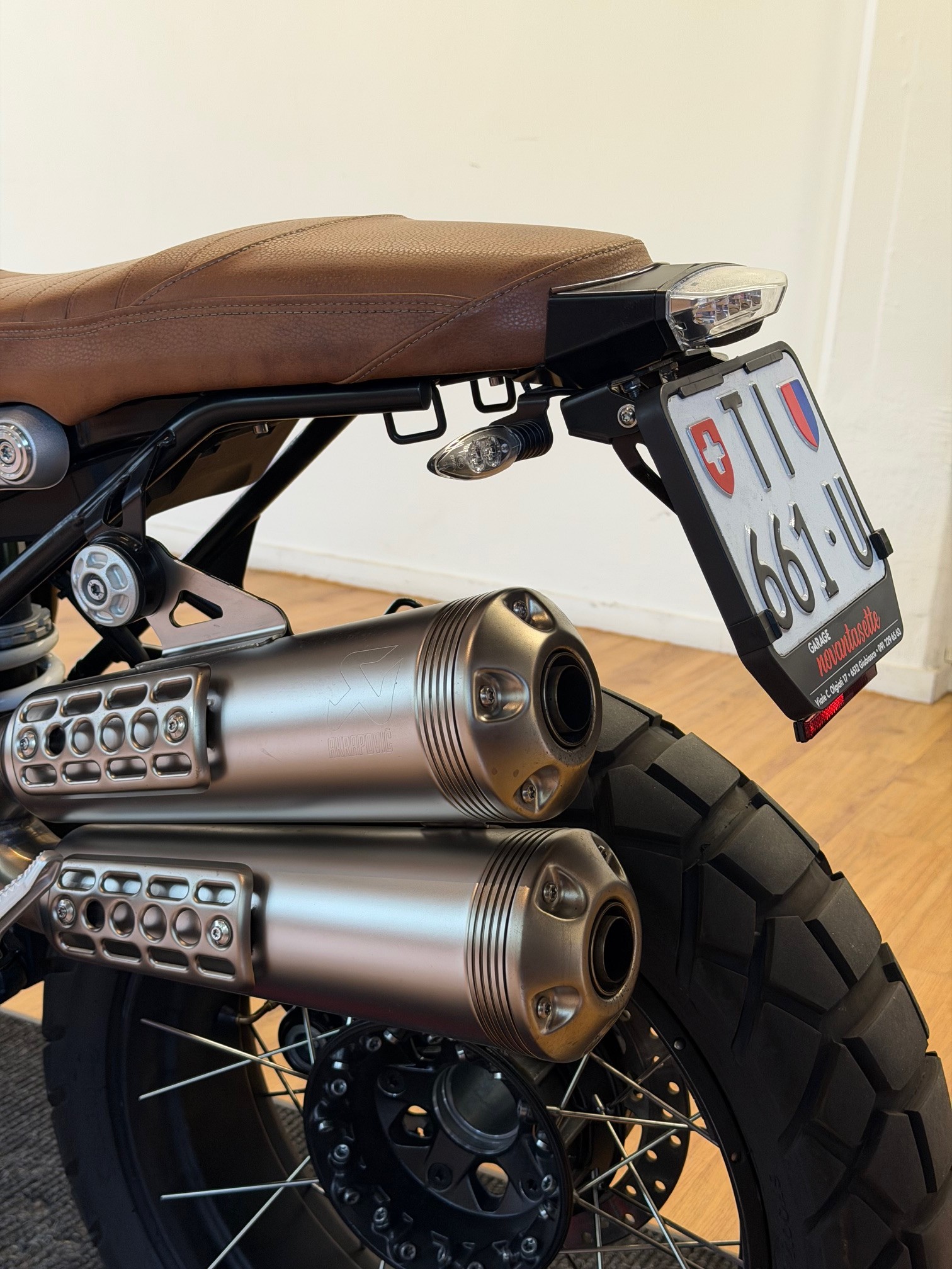 BMW R nineT Scrambler ABS-image-6