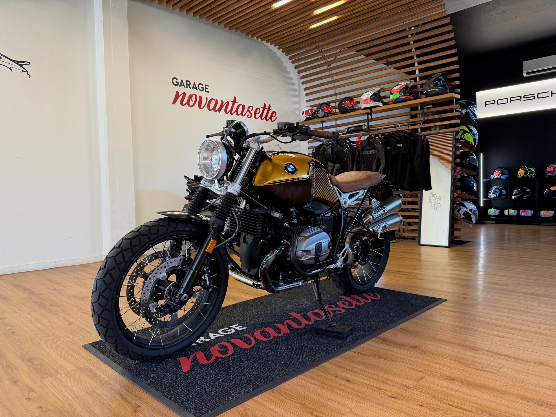 BMW R nineT Scrambler ABS-image-0