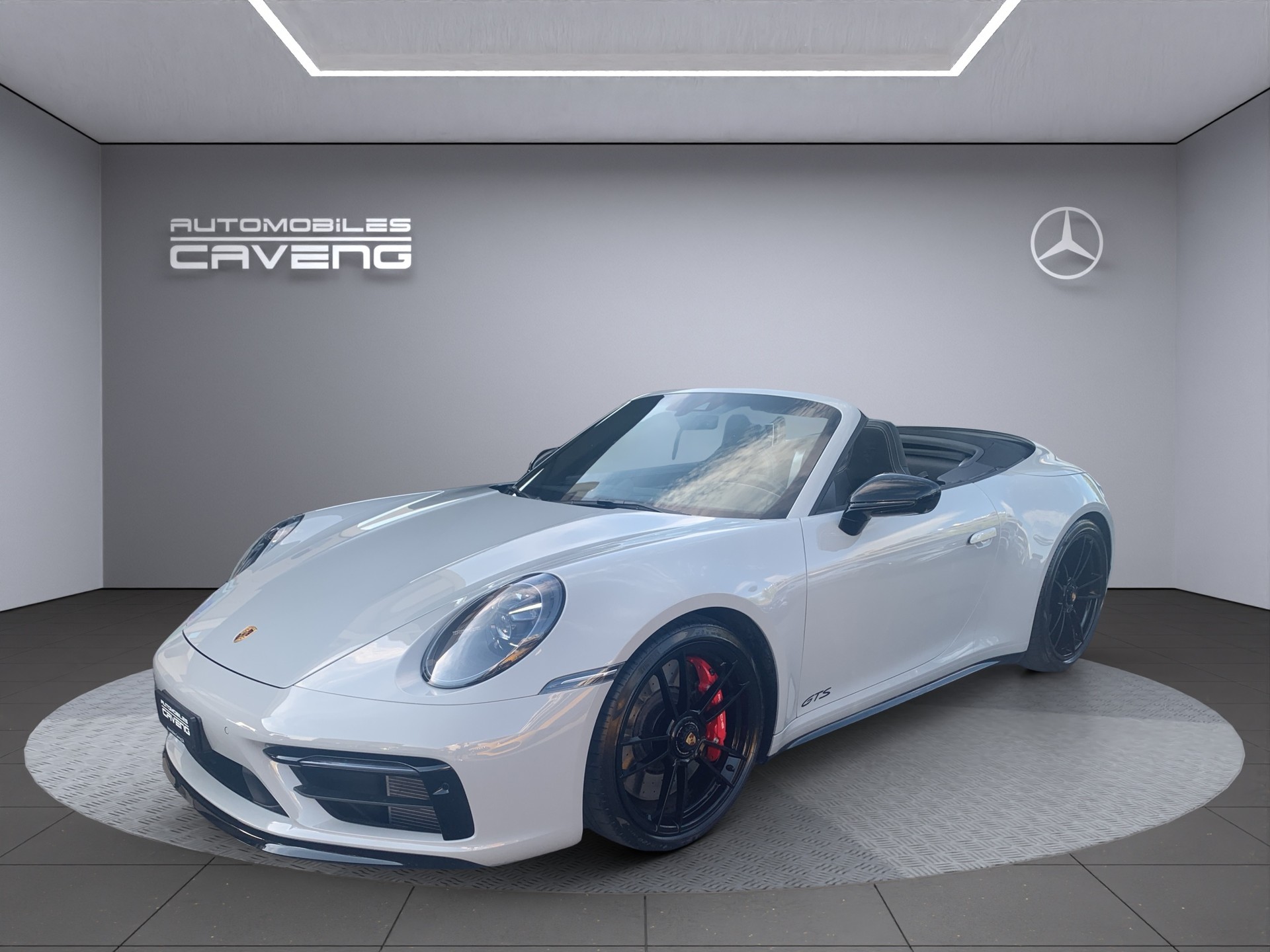 PORSCHE 911 Carrera 4 GTS Cabriolet PDK-showroom-element-1