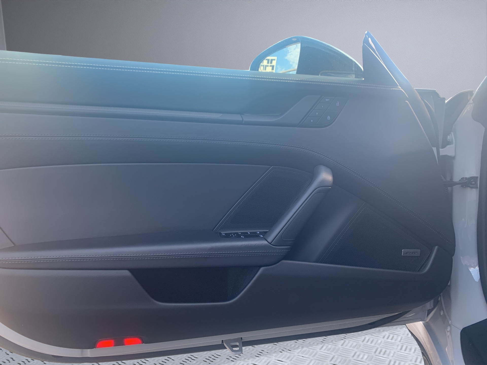 PORSCHE 911 Carrera 4 GTS Cabriolet PDK-image-11