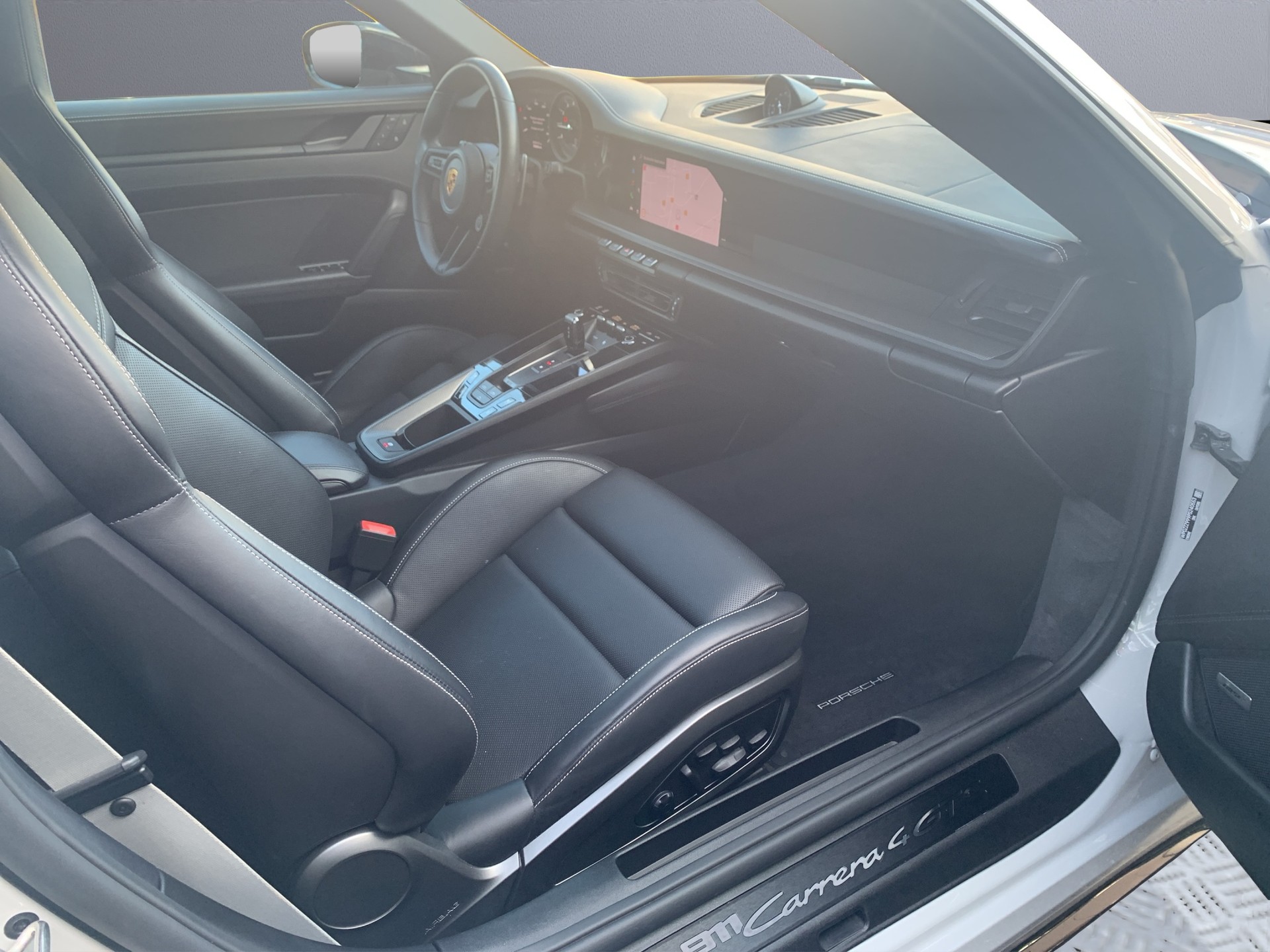PORSCHE 911 Carrera 4 GTS Cabriolet PDK-image-15