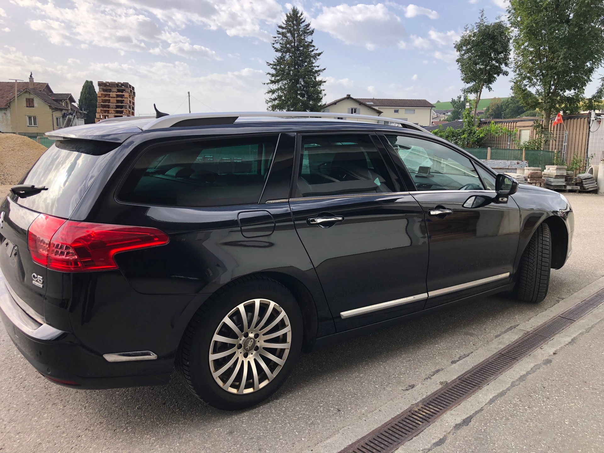 CITROEN C5 Tourer 2.0 HDi Dynamique Automatic-image-4