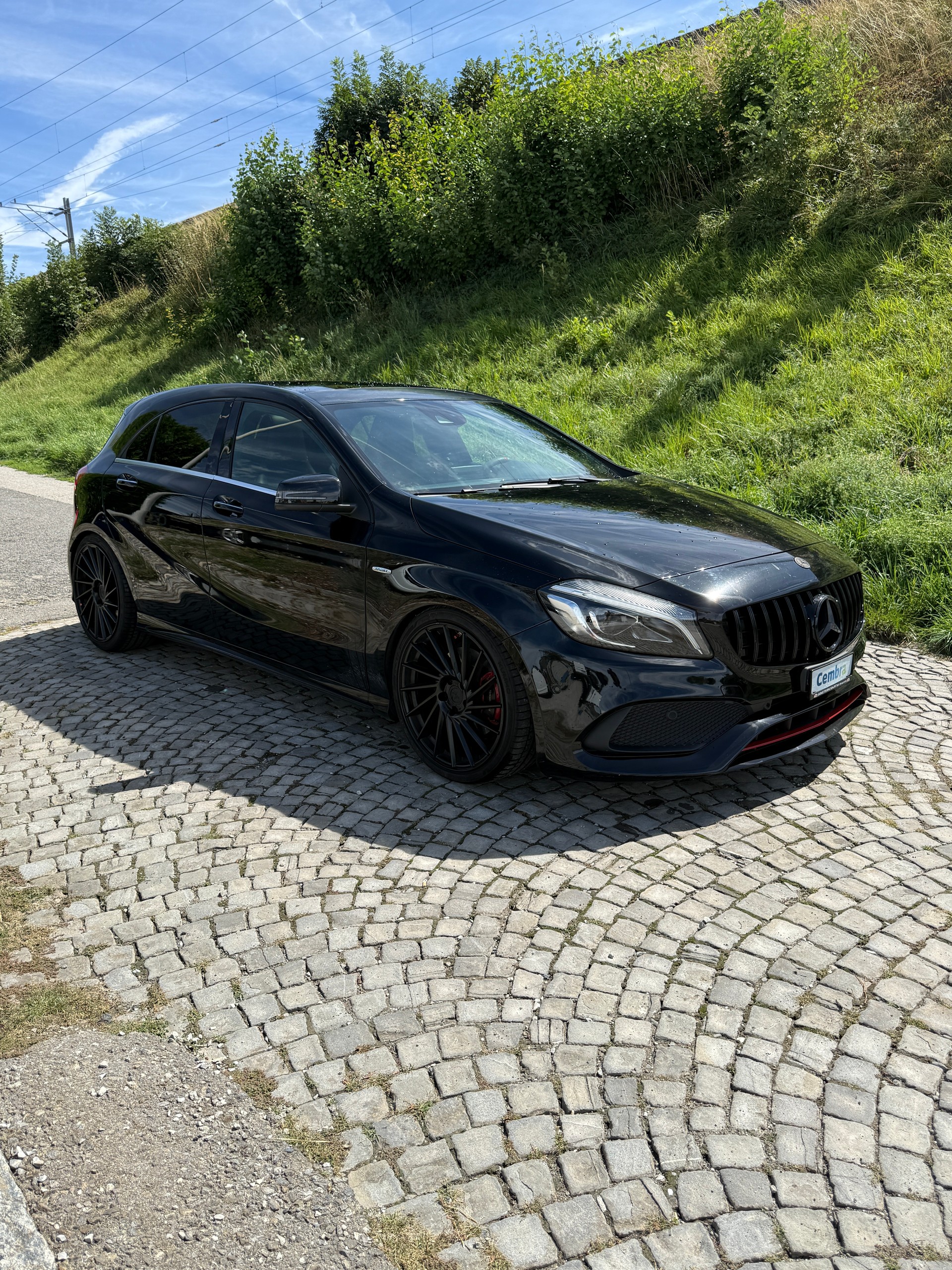 MERCEDES-BENZ A 250 Sport 4Matic 7G-DCT-showroom-element-3