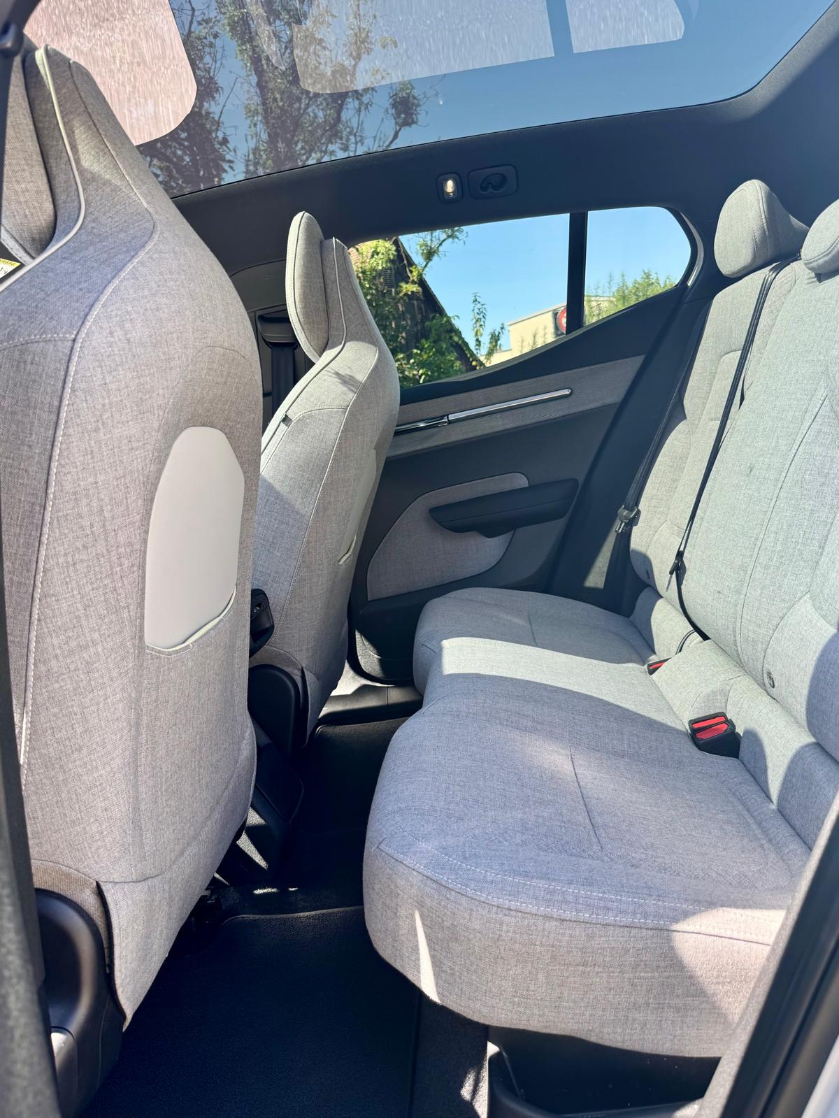 VOLVO EX30 E60 Ultra-image-8