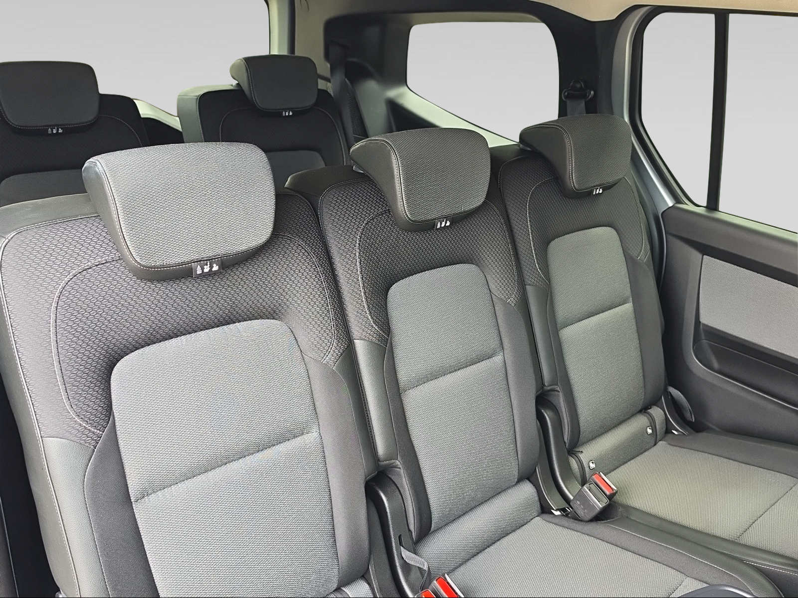 RENAULT Grand Kangoo Kombi-image-10