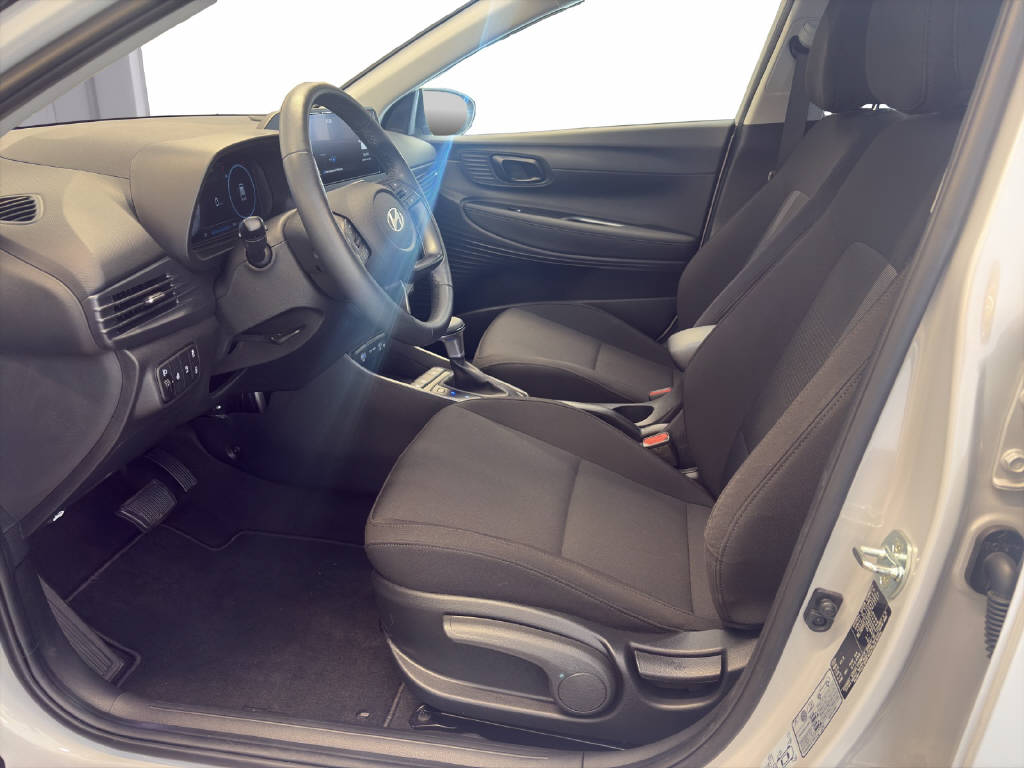 HYUNDAI i20 1.0 T-GDi Amplia-image-3