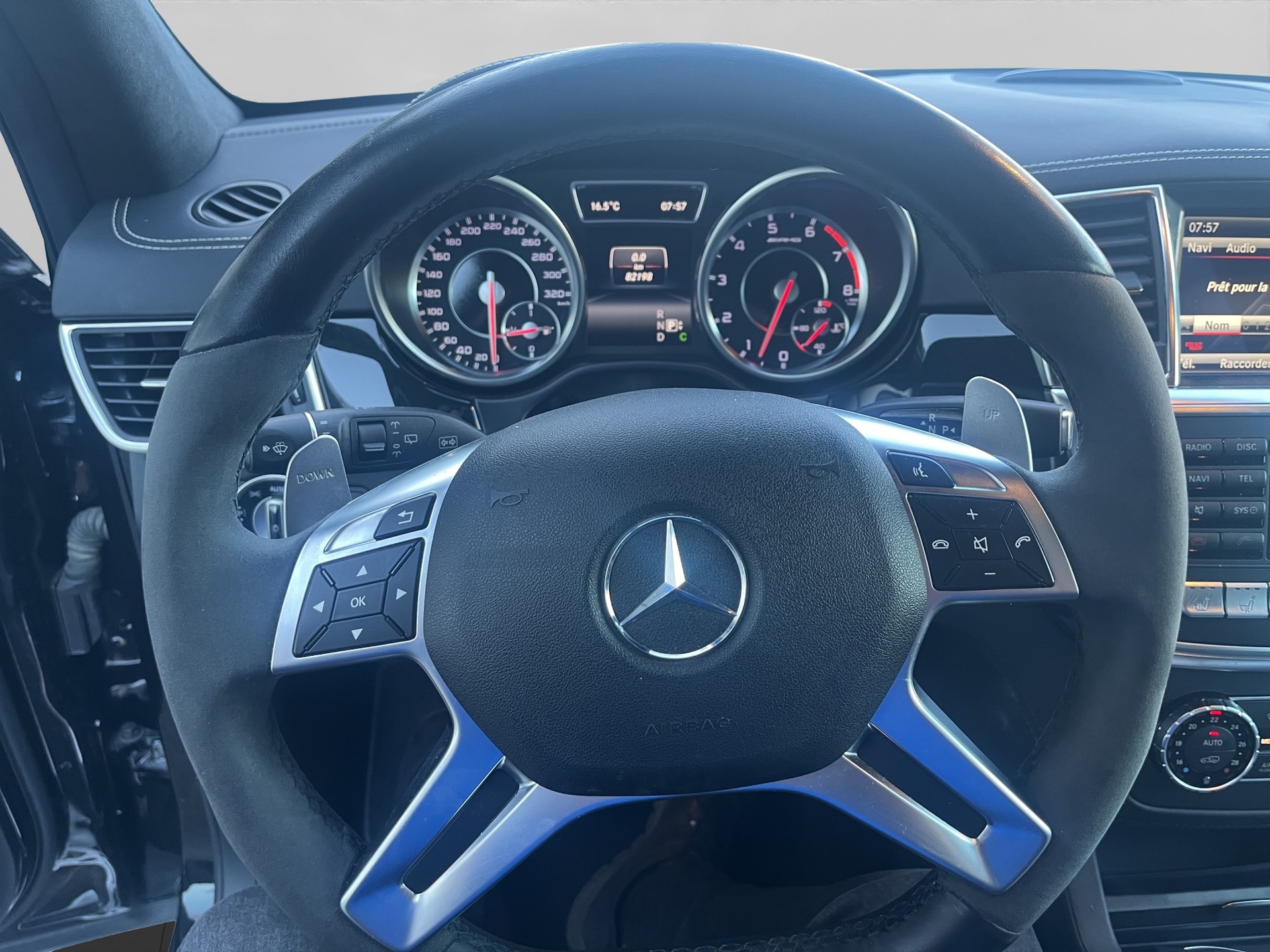 MERCEDES-BENZ GL 63 AMG 4Matic Speedshift Plus 7G-Tronic-image-12