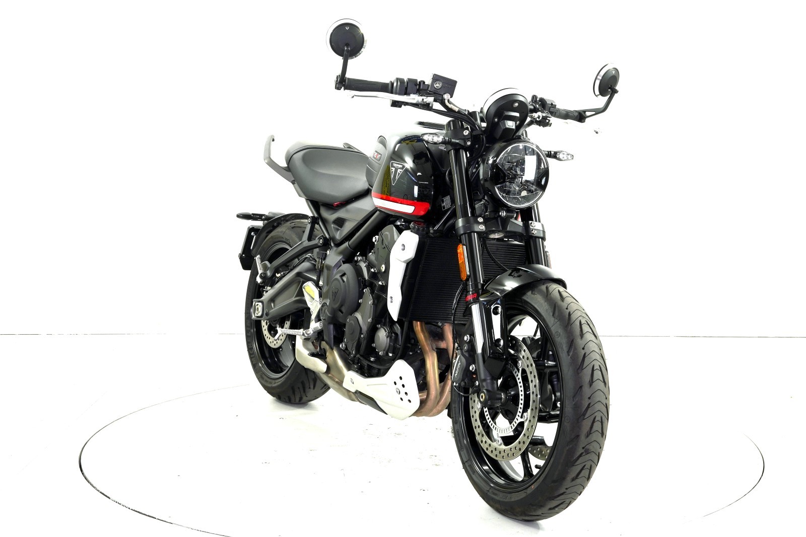 TRIUMPH Trident 660 ABS-image-1